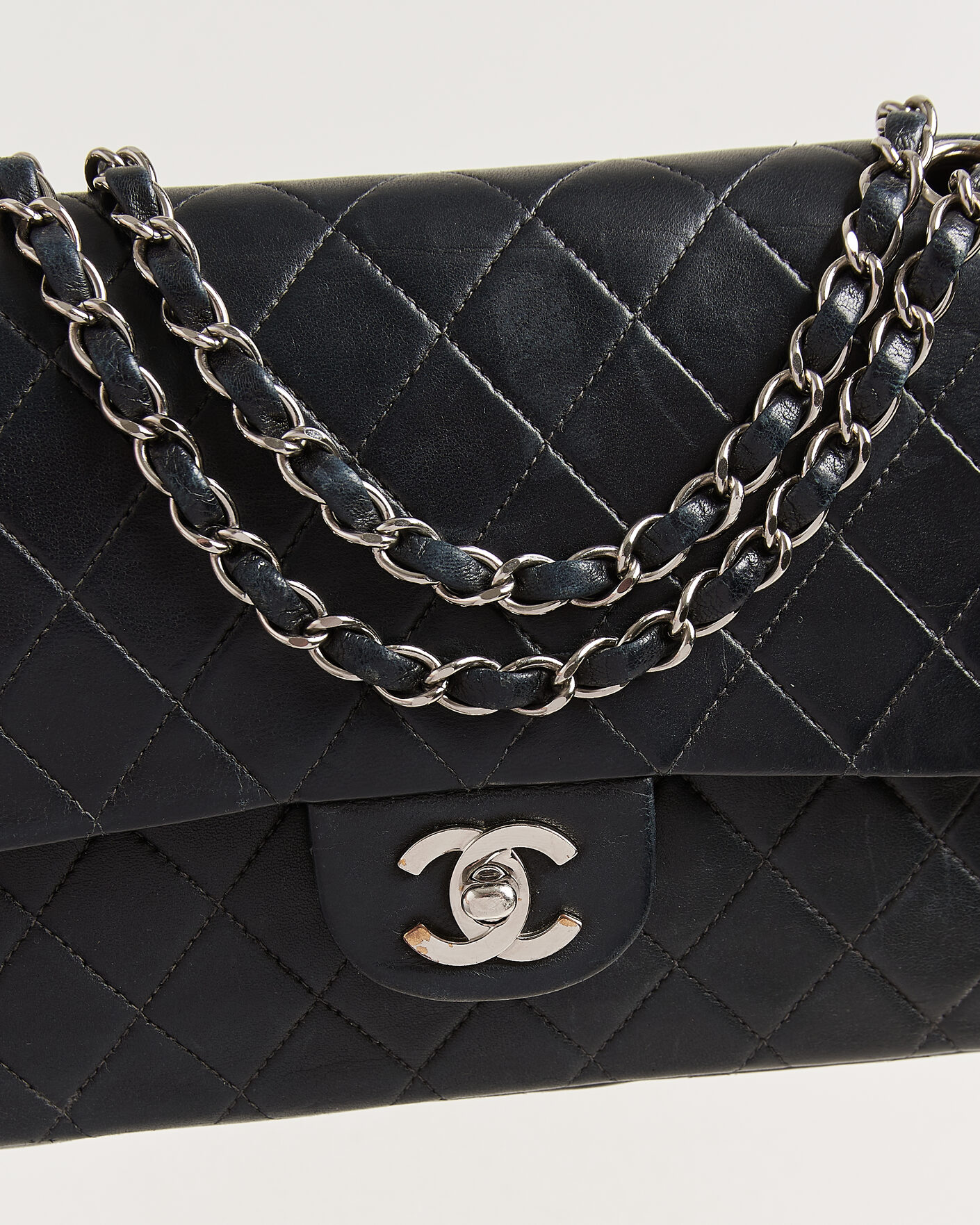 Men | Pre-Owned & Vintage Bags | Chanel Pre-Owned | Classic Medium Double Flap Bag Lambskin Black