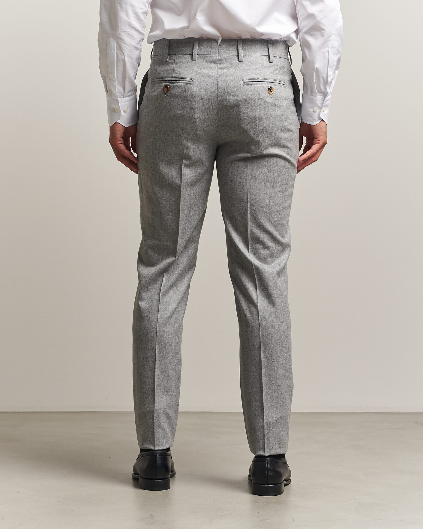 Men | Trousers | Brunello Cucinelli | Slim Fit Flannel Trousers Light Grey