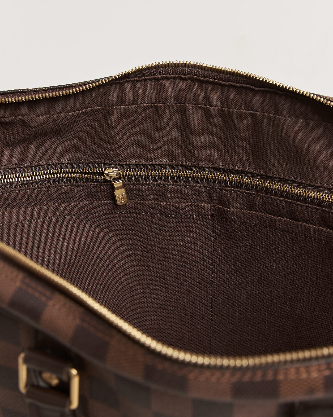 Men | Pre-Owned & Vintage Bags | Louis Vuitton Pre-Owned | Porte Documents Voyage Damier Ebene