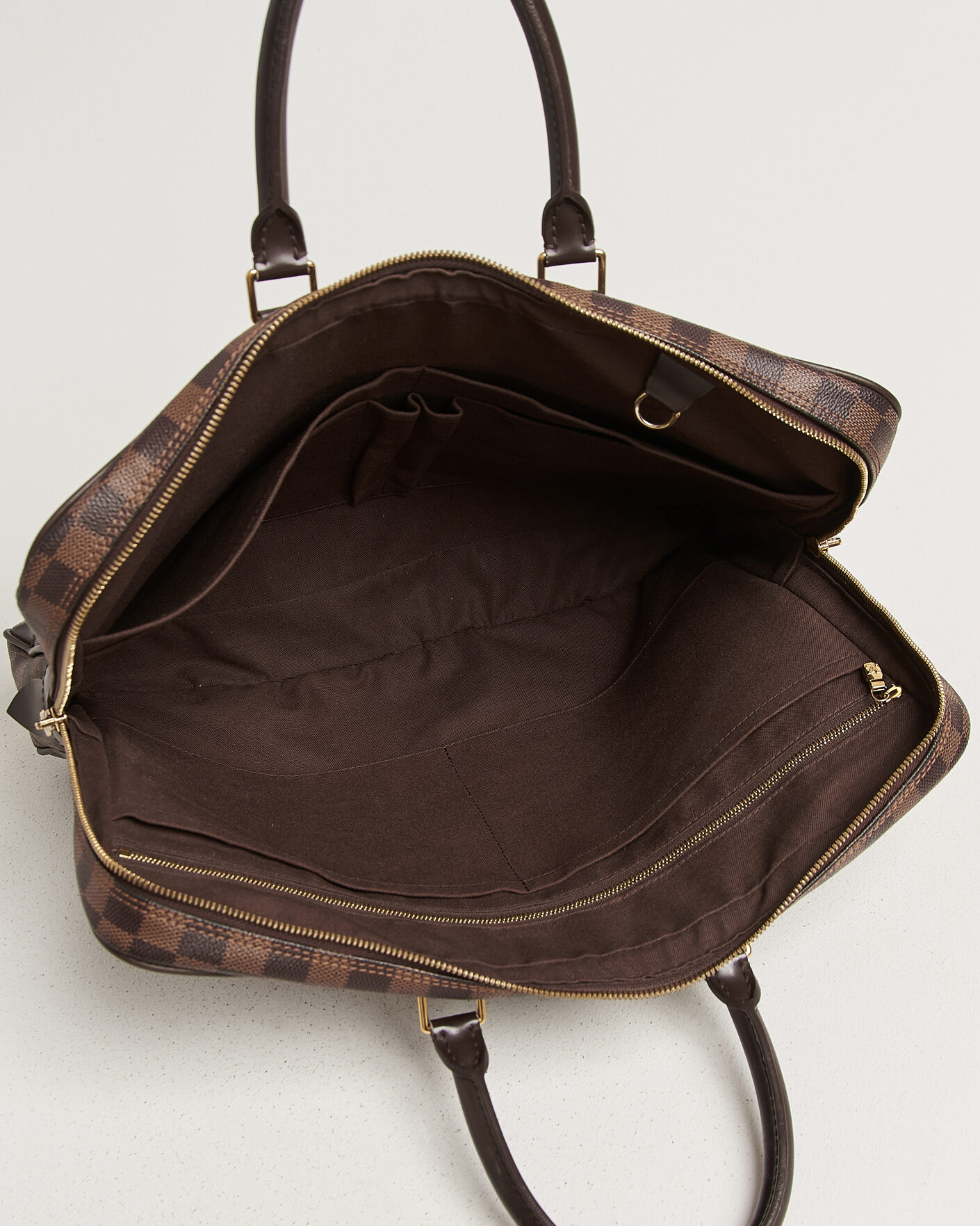 Men | Pre-Owned & Vintage Bags | Louis Vuitton Pre-Owned | Porte Documents Voyage Damier Ebene