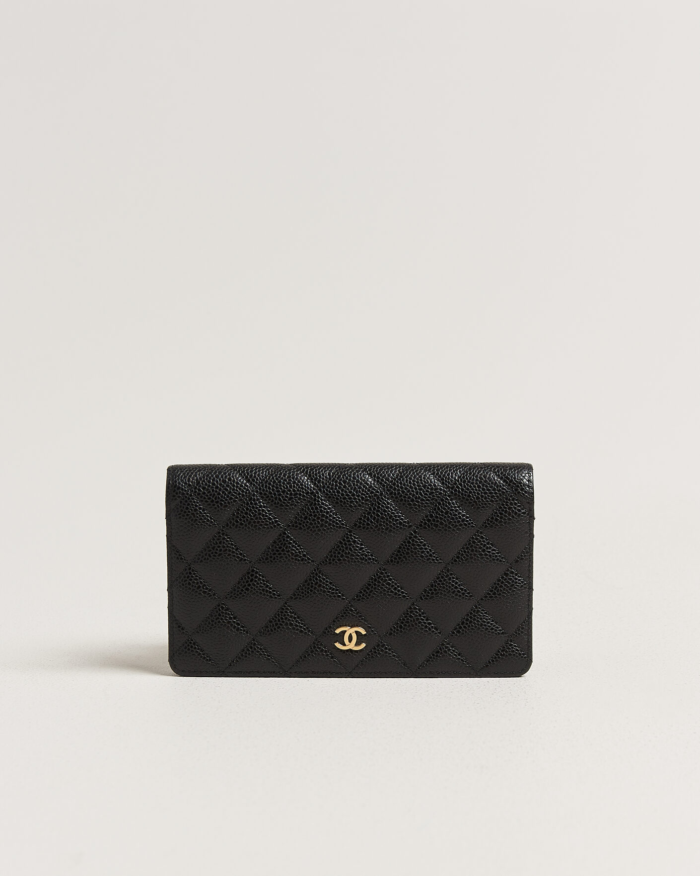 Men | Pre-Owned & Vintage Bags | Chanel Pre-Owned | Classic Bifold Wallet Caviar Leather Black
