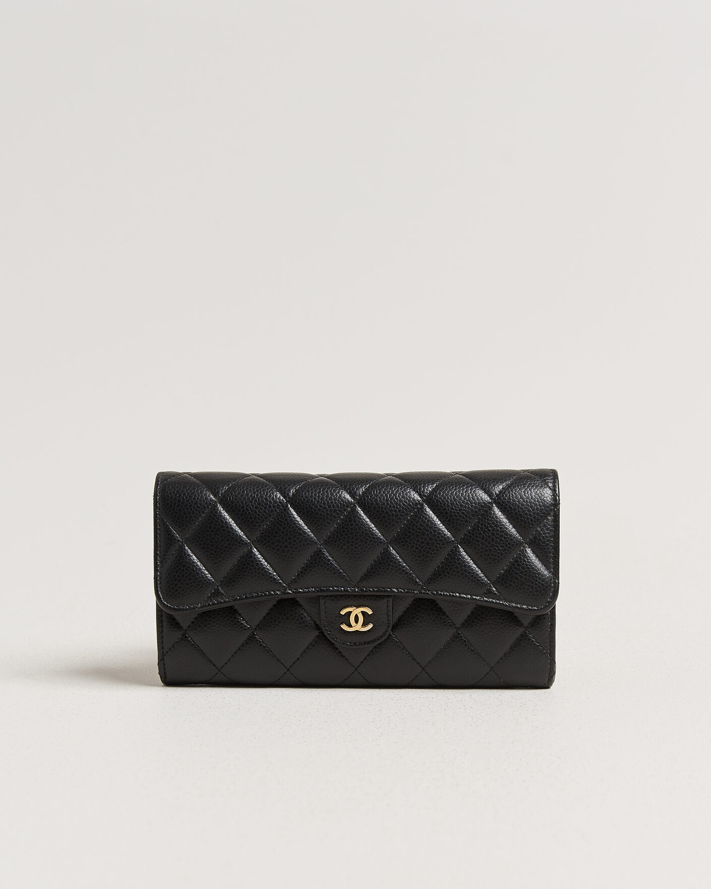 Men | Pre-Owned & Vintage Bags | Chanel Pre-Owned | Classic Long Flap Wallet Caviar Leather Black