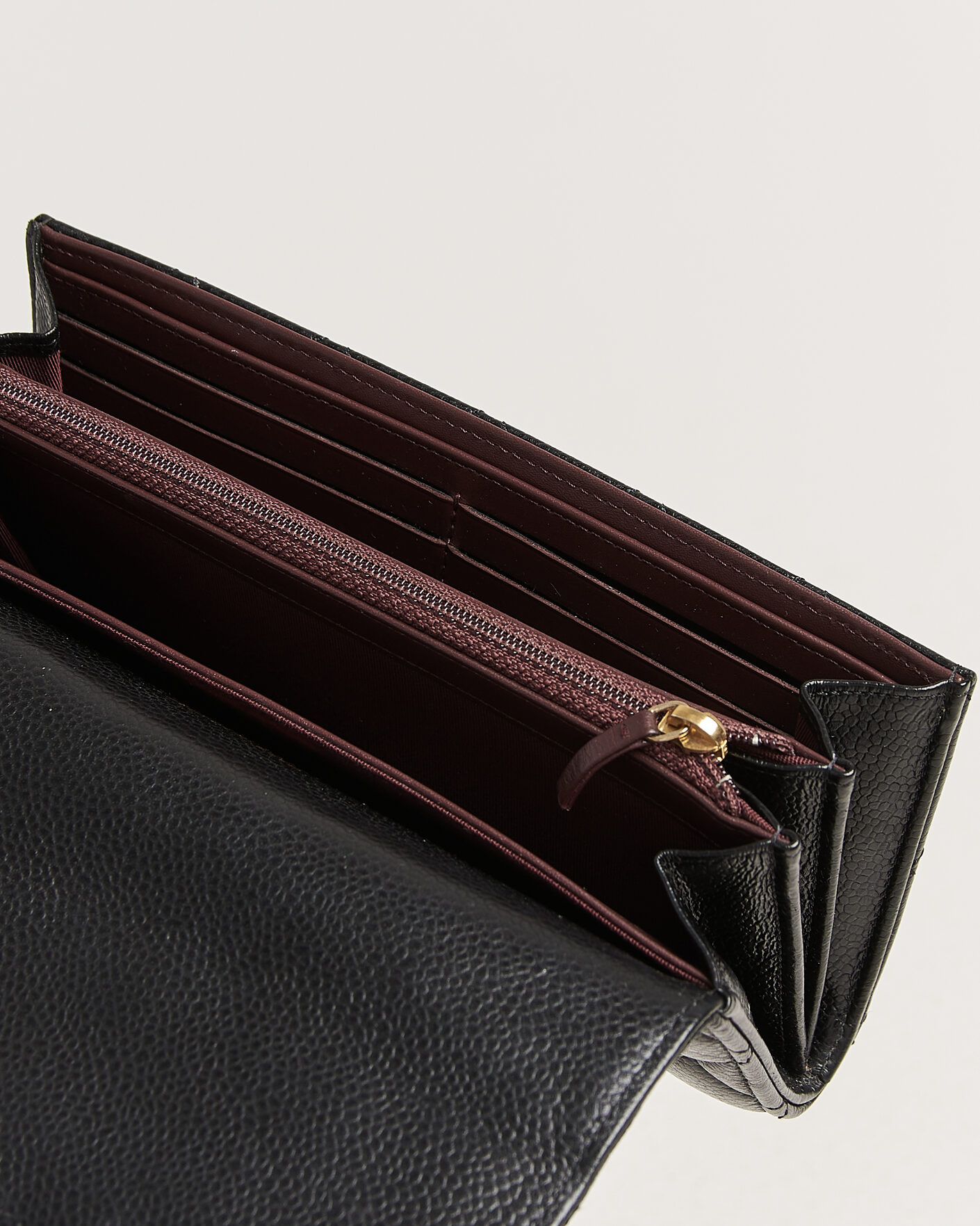Men | Pre-Owned & Vintage Bags | Chanel Pre-Owned | Classic Long Flap Wallet Caviar Leather Black