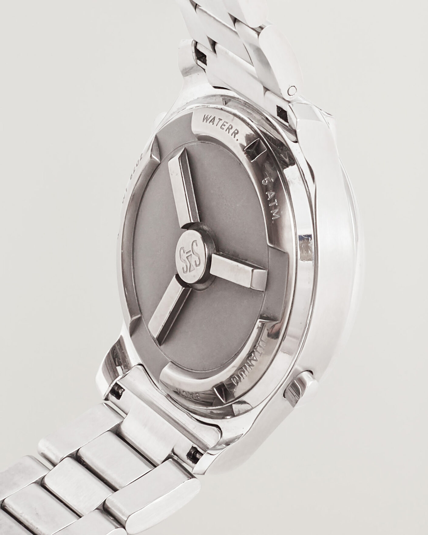 Men | Pre-Owned & Vintage Watches | Sjöö Sandström Pre-Owned | Chronolink Worldtimer UTC Swedish Blonde