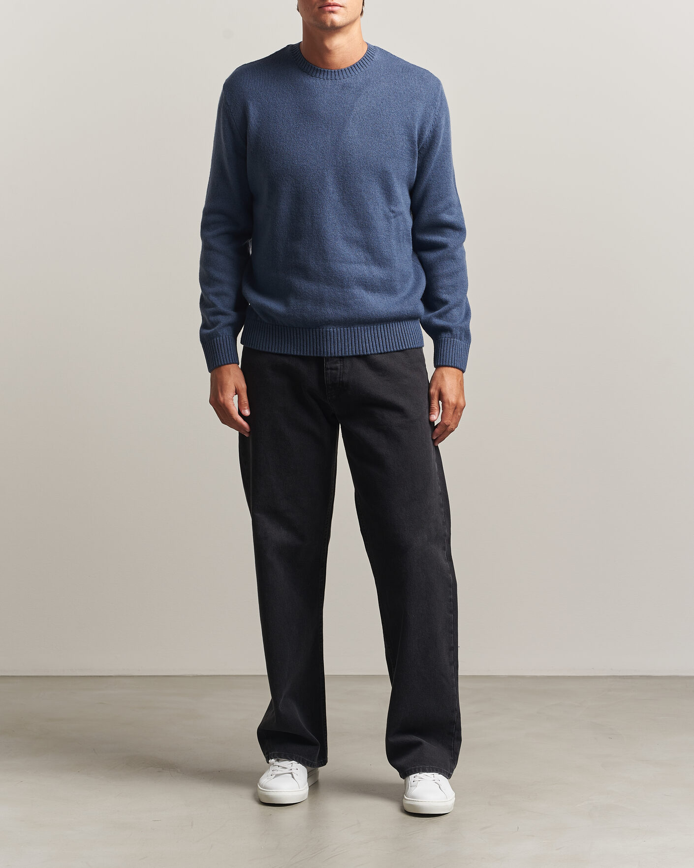 Men | Sweaters & Knitwear | Colorful Standard | Classic Merino Wool Crew Neck Petrol Blue