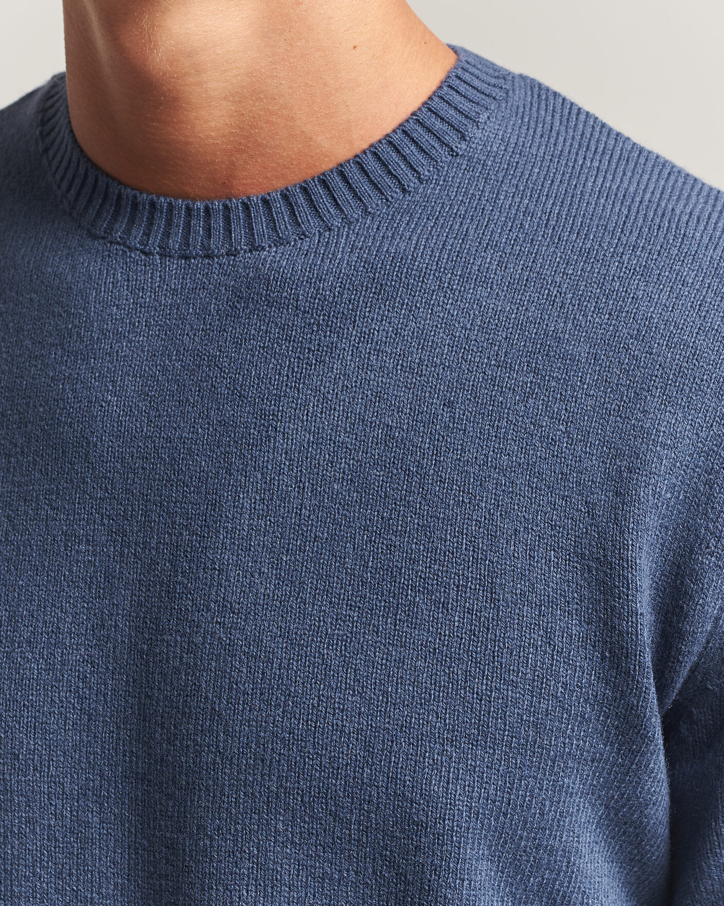 Men | Sweaters & Knitwear | Colorful Standard | Classic Merino Wool Crew Neck Petrol Blue