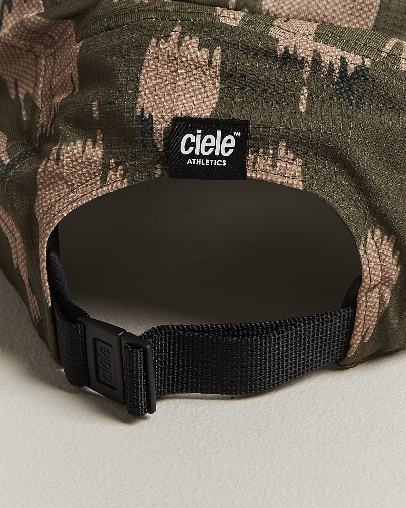 Men | Hats & Caps | Ciele | GOCap Field Running Cap Kombu