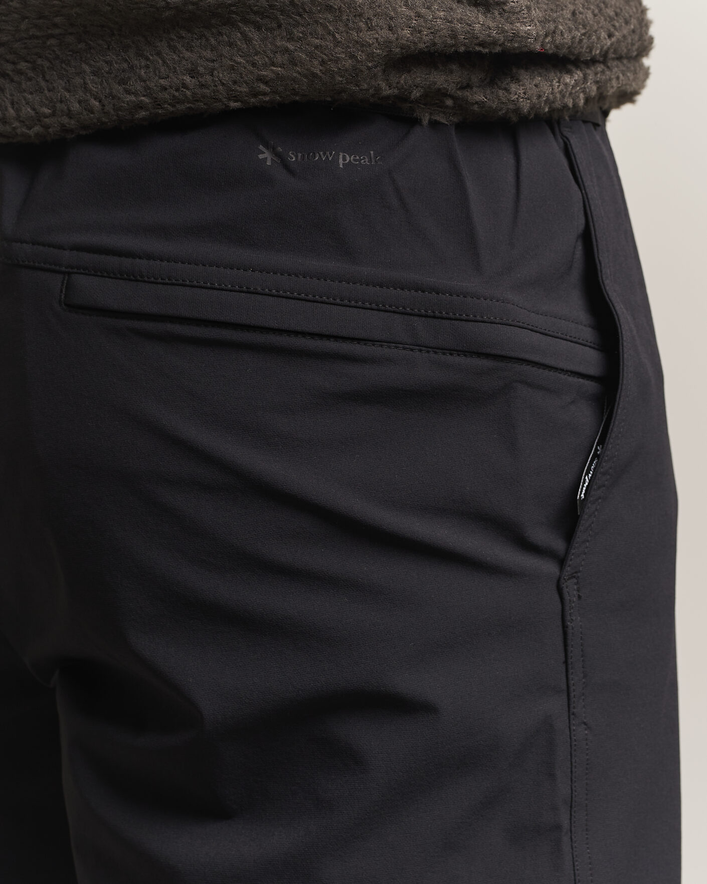 Men | Trousers | Snow Peak | Water-Repellent Stretch Tapered Pants Black