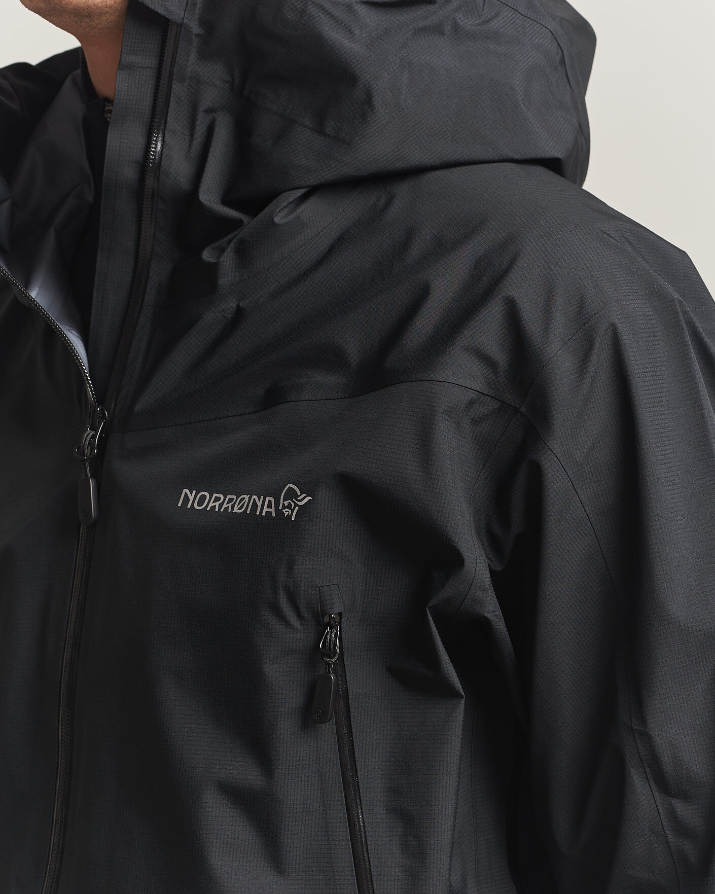 Men | Coats & Jackets | Norrøna | Falketind GORE-TEX Jacket Caviar Black