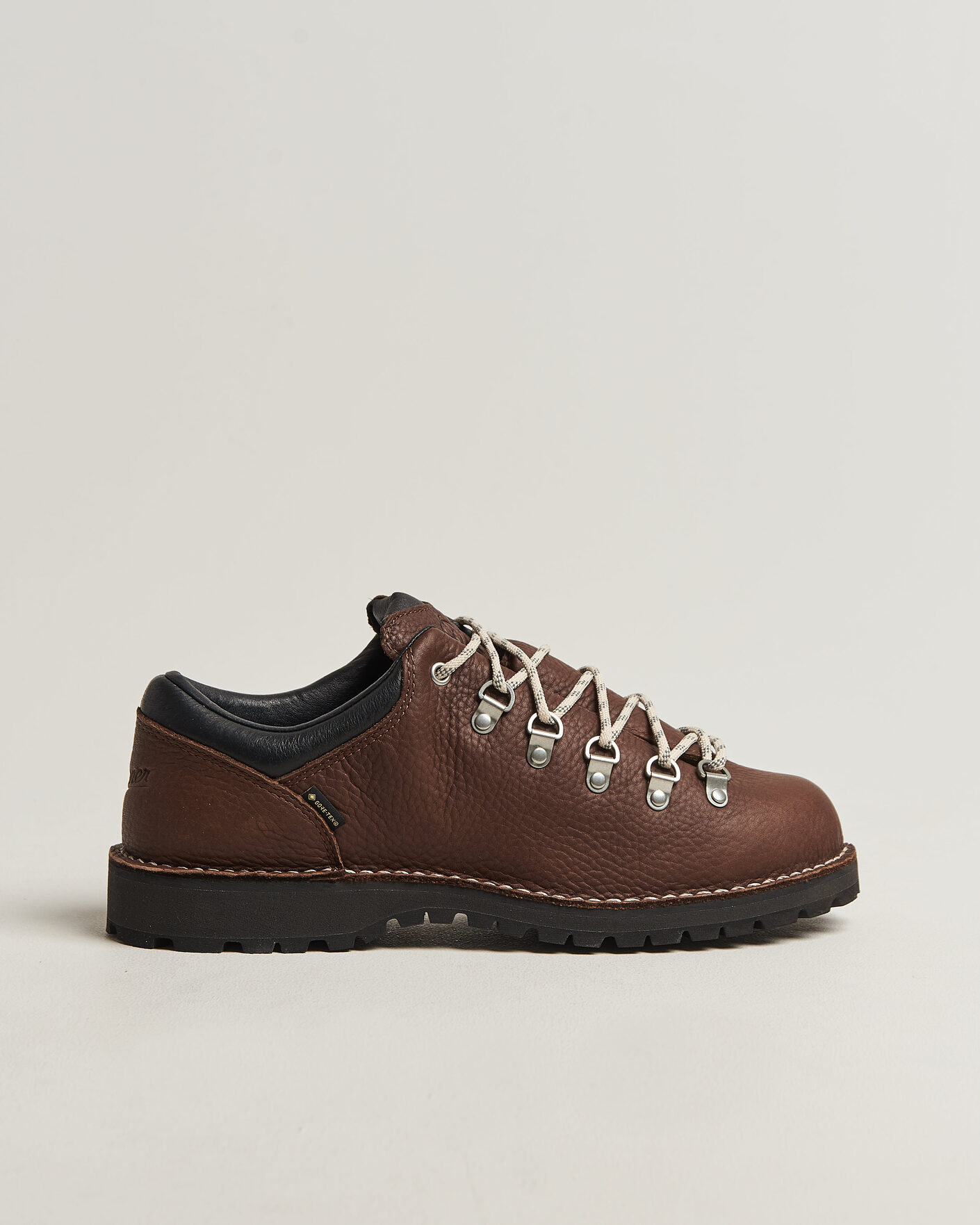 Men | Boots | Danner | Trail Field GORE-TEX Low Boot Brown