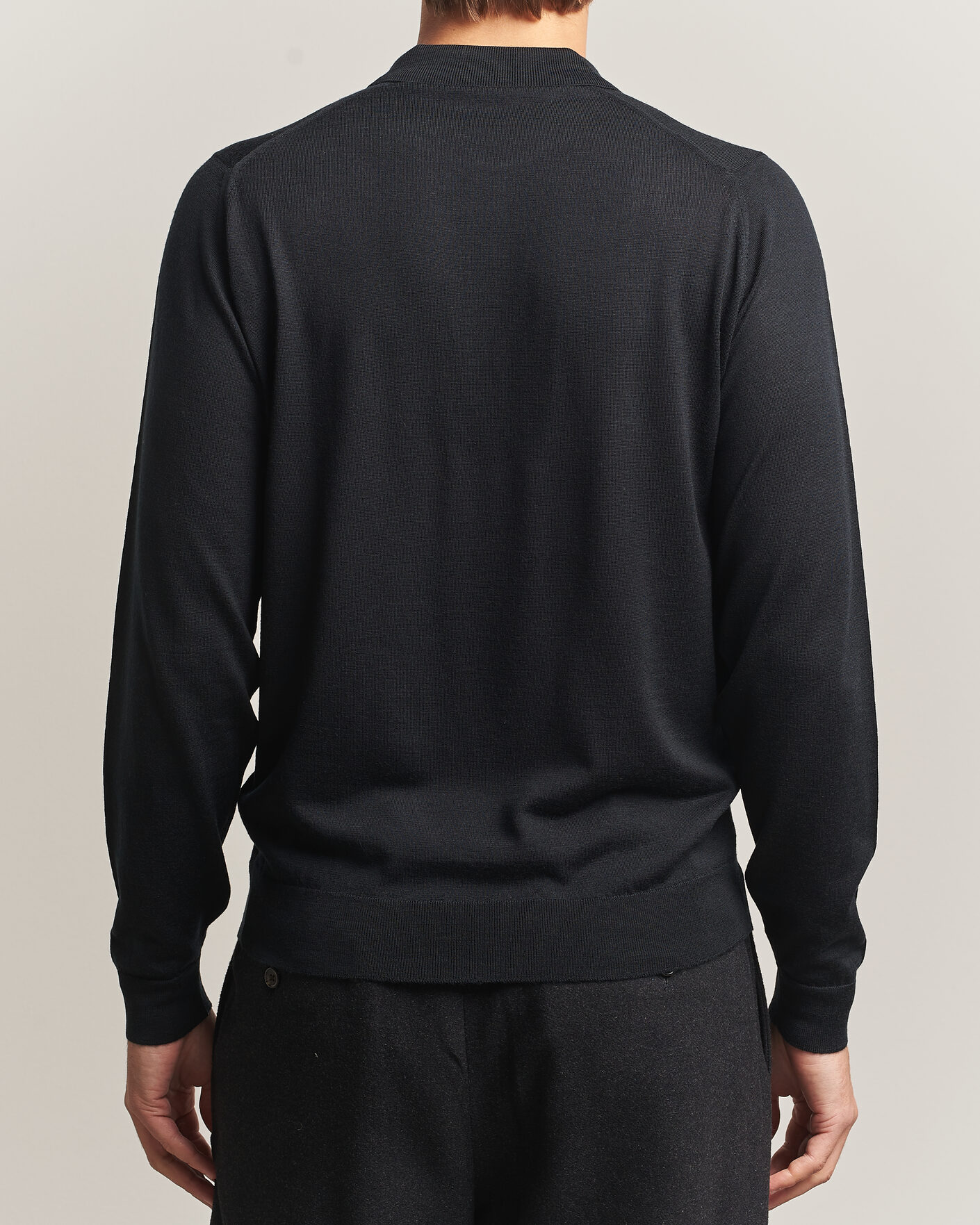 Men | Sweaters & Knitwear | John Smedley | Belper Extra Fine Merino Polo Pullover Black