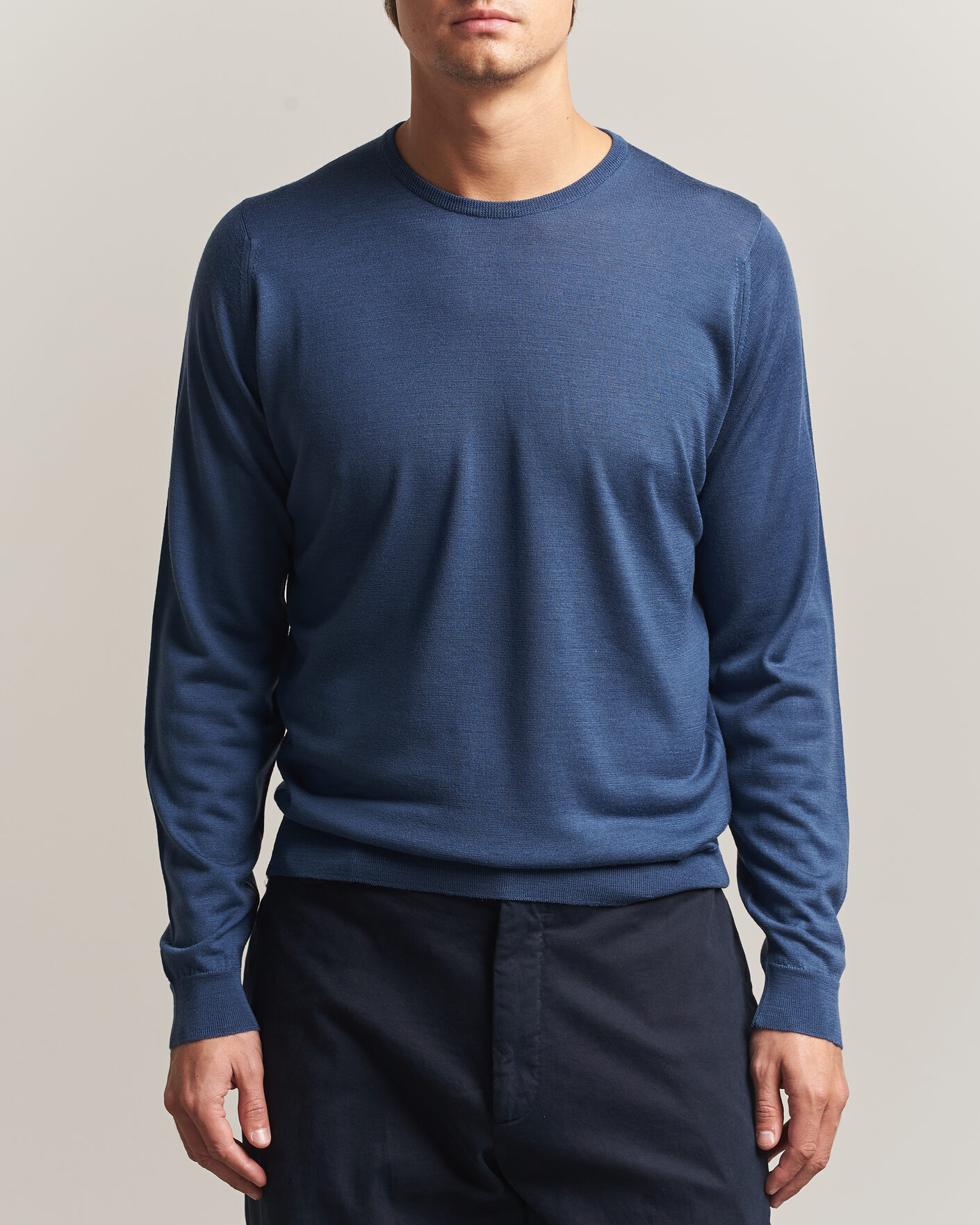Men | Sweaters & Knitwear | John Smedley | Lundy Extra Fine Merino Crew Neck Teal Firth