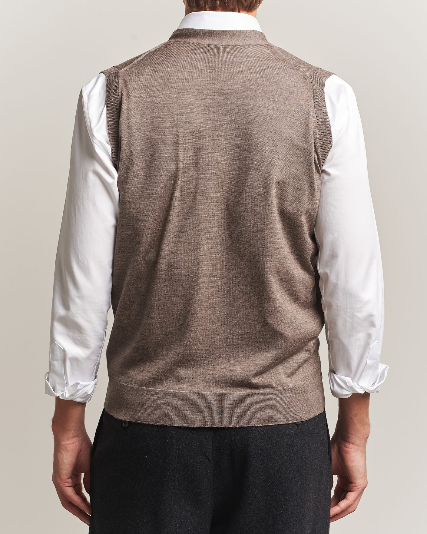 Men | Sweaters & Knitwear | John Smedley | Bolton Extra Fine Merino Waistcoat Mushroom Brown