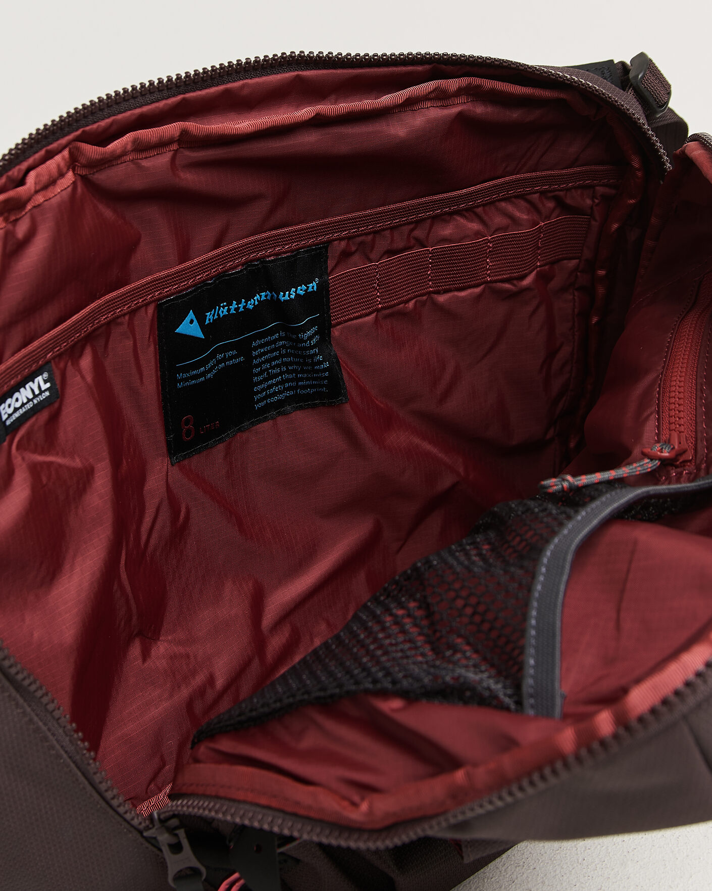 Men | Bags | Klättermusen | Gaut Messenger bag Brown Umber