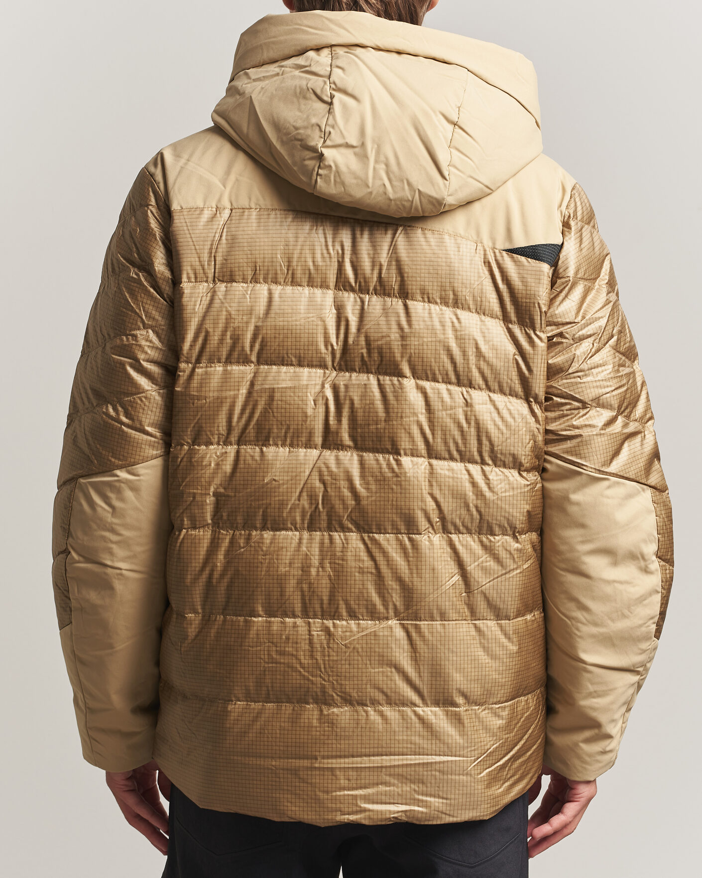 Men | Coats & Jackets | Klättermusen | Rå Hood Jacket Warm Sand
