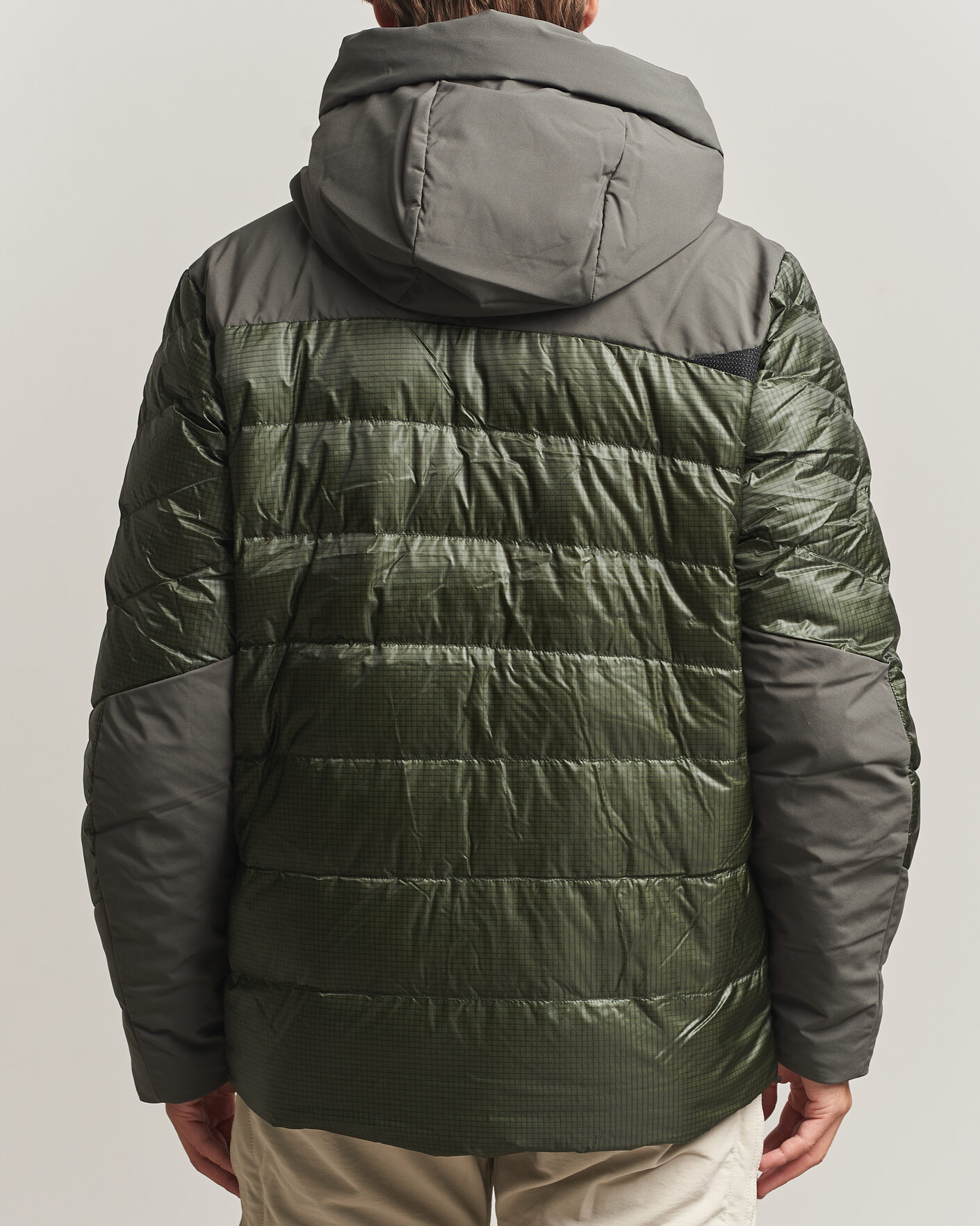 Men | Coats & Jackets | Klättermusen | Rå Hood Jacket Dusky Green