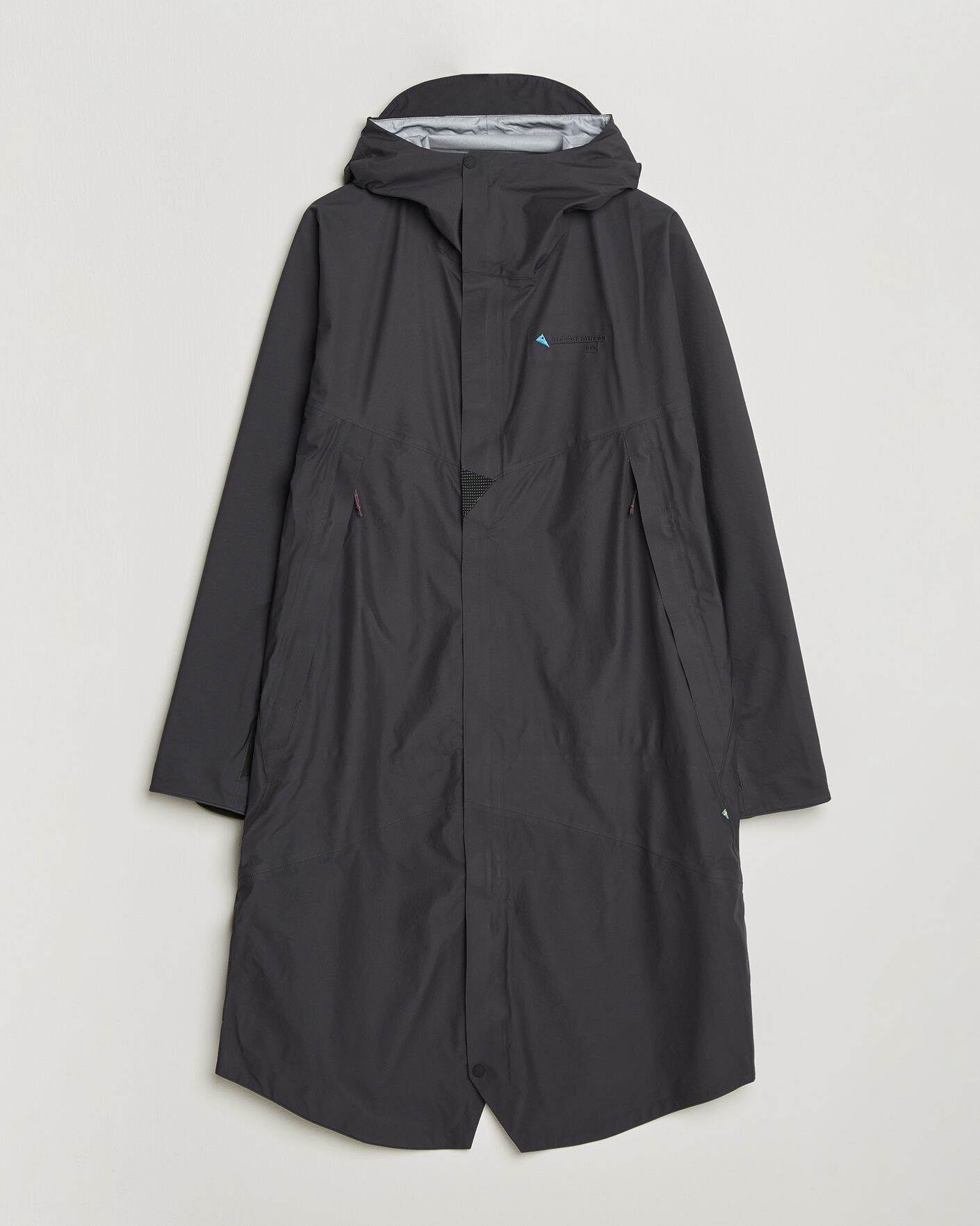Men | Coats & Jackets | Klättermusen | Syr Hood Parka Raven