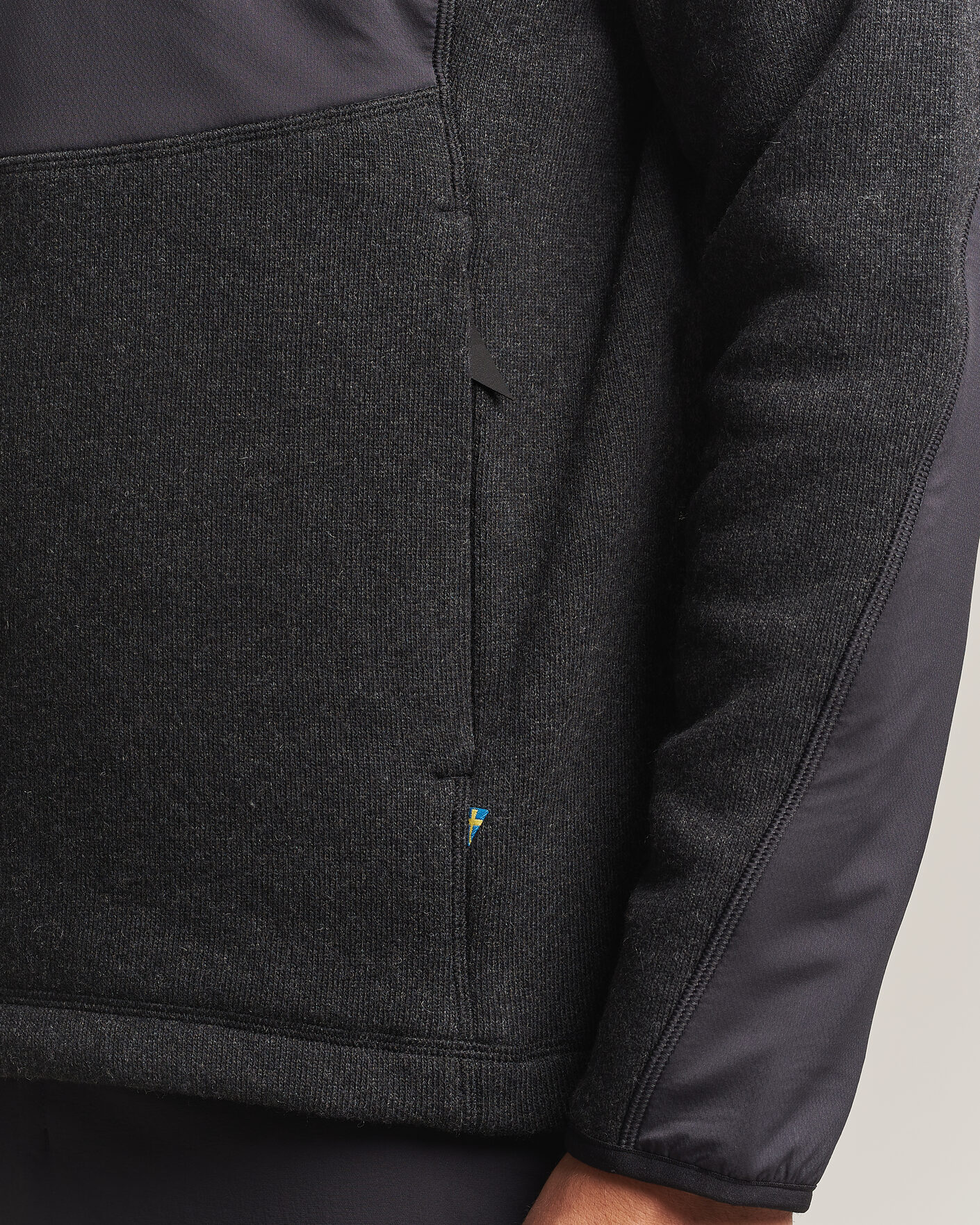 Men | Sweaters & Knitwear | Klättermusen | Balderus Wool Fleece Hood Jacket Black
