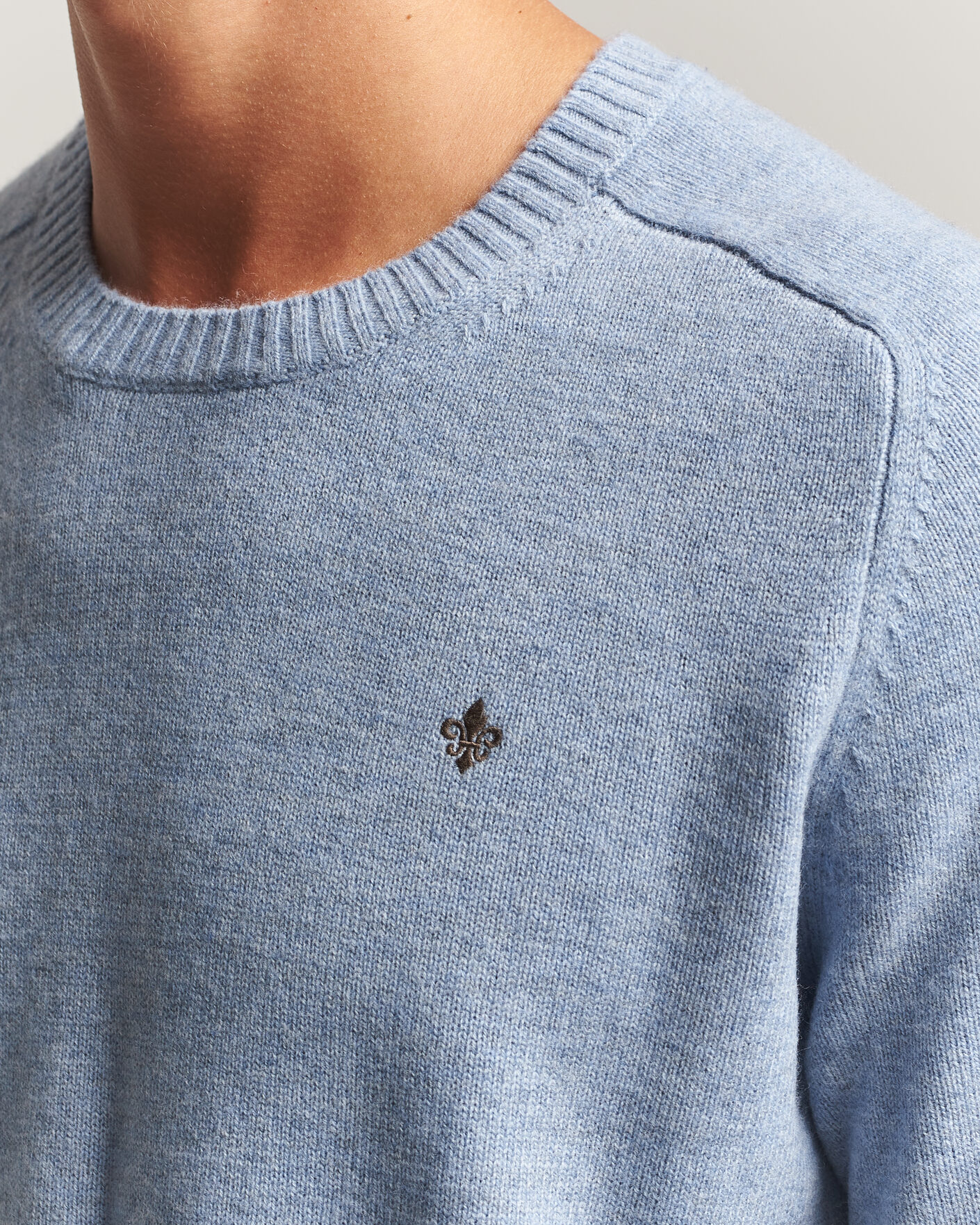 Men | Sweaters & Knitwear | Morris | Hertford Lambswool Crew Neck Blue