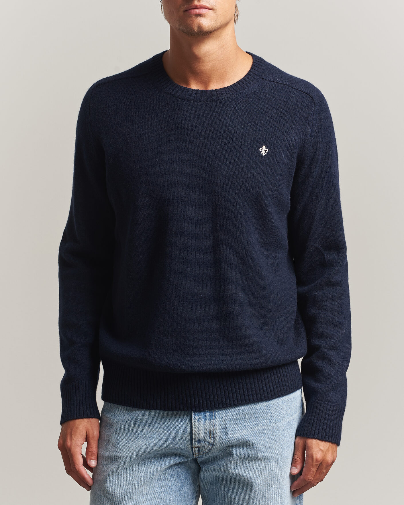 Men | Sweaters & Knitwear | Morris | Hertford Lambswool Crew Neck Navy