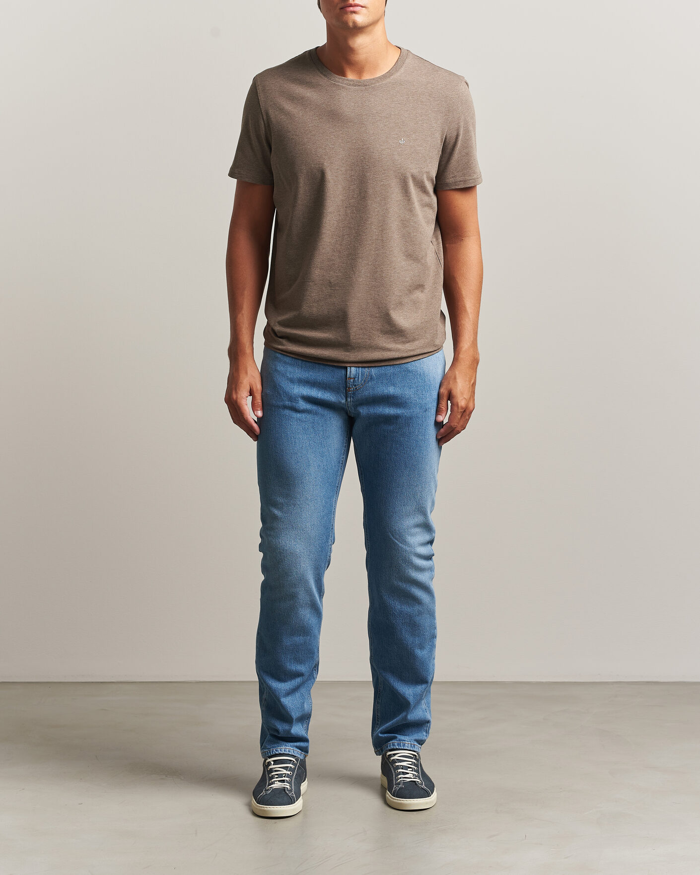 Men | T-Shirts | Morris | James Crew Neck T-Shirt Brown
