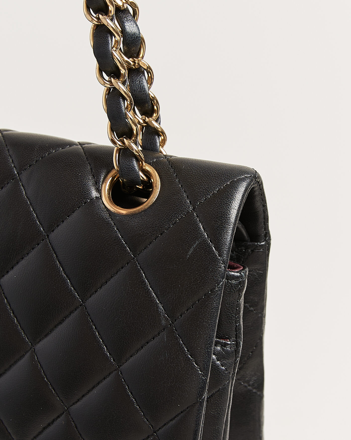 Men | Pre-Owned & Vintage Bags | Chanel Pre-Owned | Classic Medium Double Flap Bag Lambskin Black