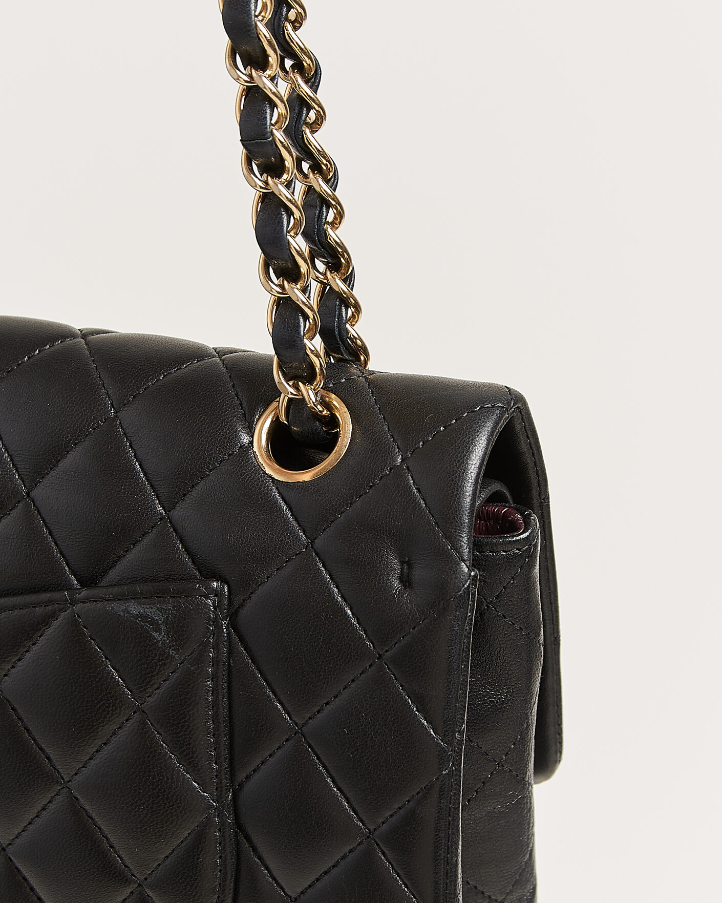 Men | Chanel Pre-Owned Classic Medium Double Flap Bag Lambskin Black | Chanel Pre-Owned | Classic Medium Double Flap Bag Lambskin Black