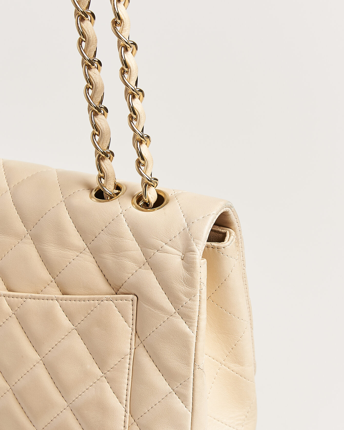 Men | Chanel Pre-Owned Classic Jumbo Single Flap Bag Lambskin Beige | Chanel Pre-Owned | Classic Jumbo Single Flap Bag Lambskin Beige