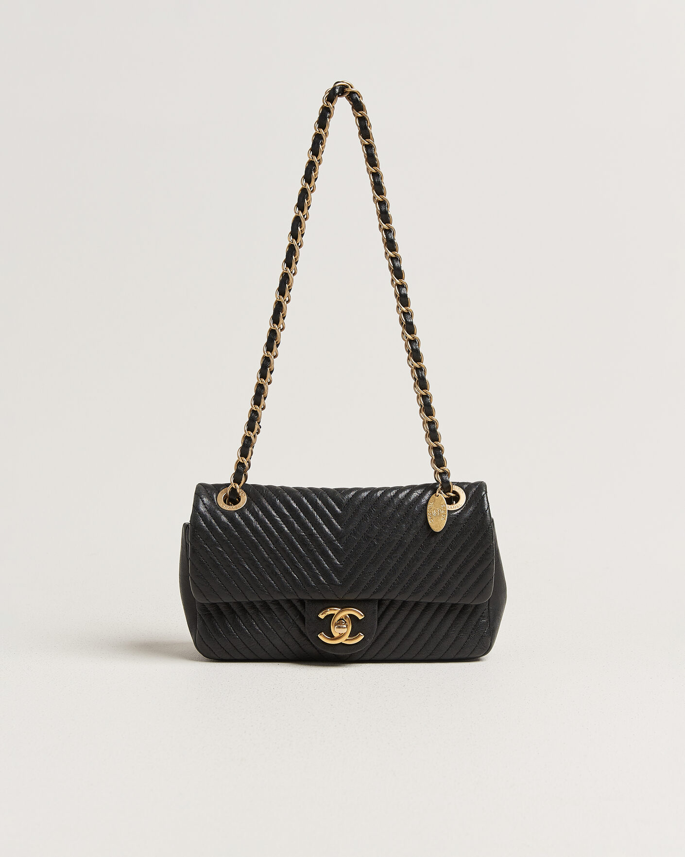 Men | Pre-Owned & Vintage Bags | Chanel Pre-Owned | Chevron Small Flap Bag Black