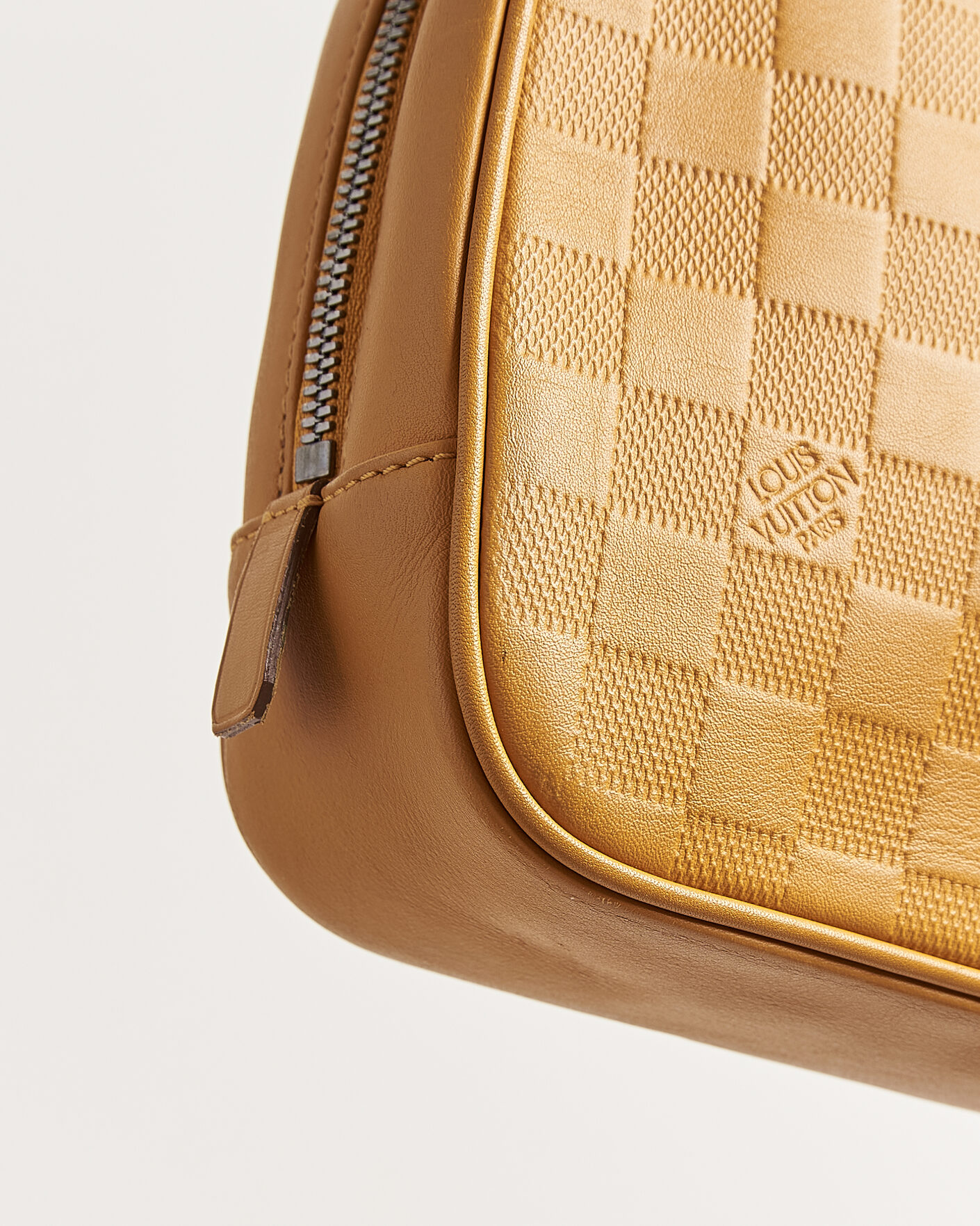 Men | Pre-Owned & Vintage Bags | Louis Vuitton Pre-Owned | Toiletry Bag Damier Infini Yellow