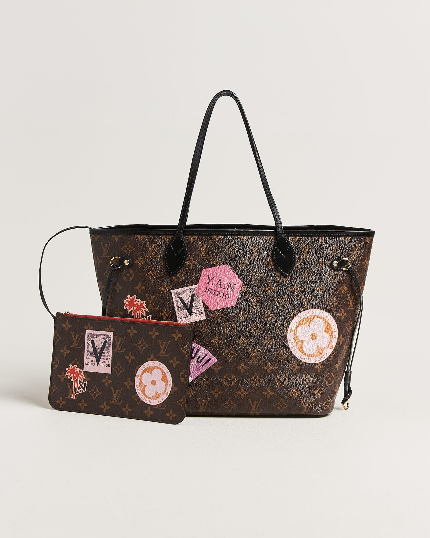 Men | Pre-Owned & Vintage Bags | Louis Vuitton Pre-Owned | Neverfull MM World Tour Japan Monogram