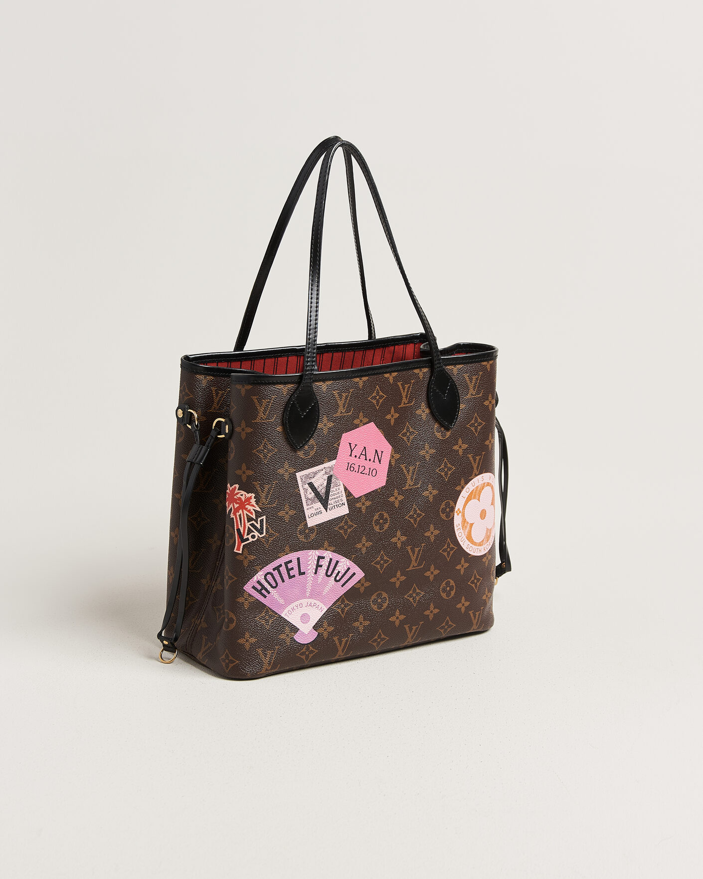 Men | Pre-Owned & Vintage Bags | Louis Vuitton Pre-Owned | Neverfull MM World Tour Japan Monogram