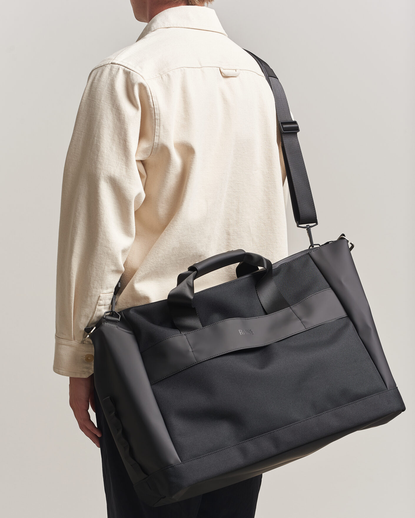 Men | Bags | RAINS | Otaru Weekendbag Black