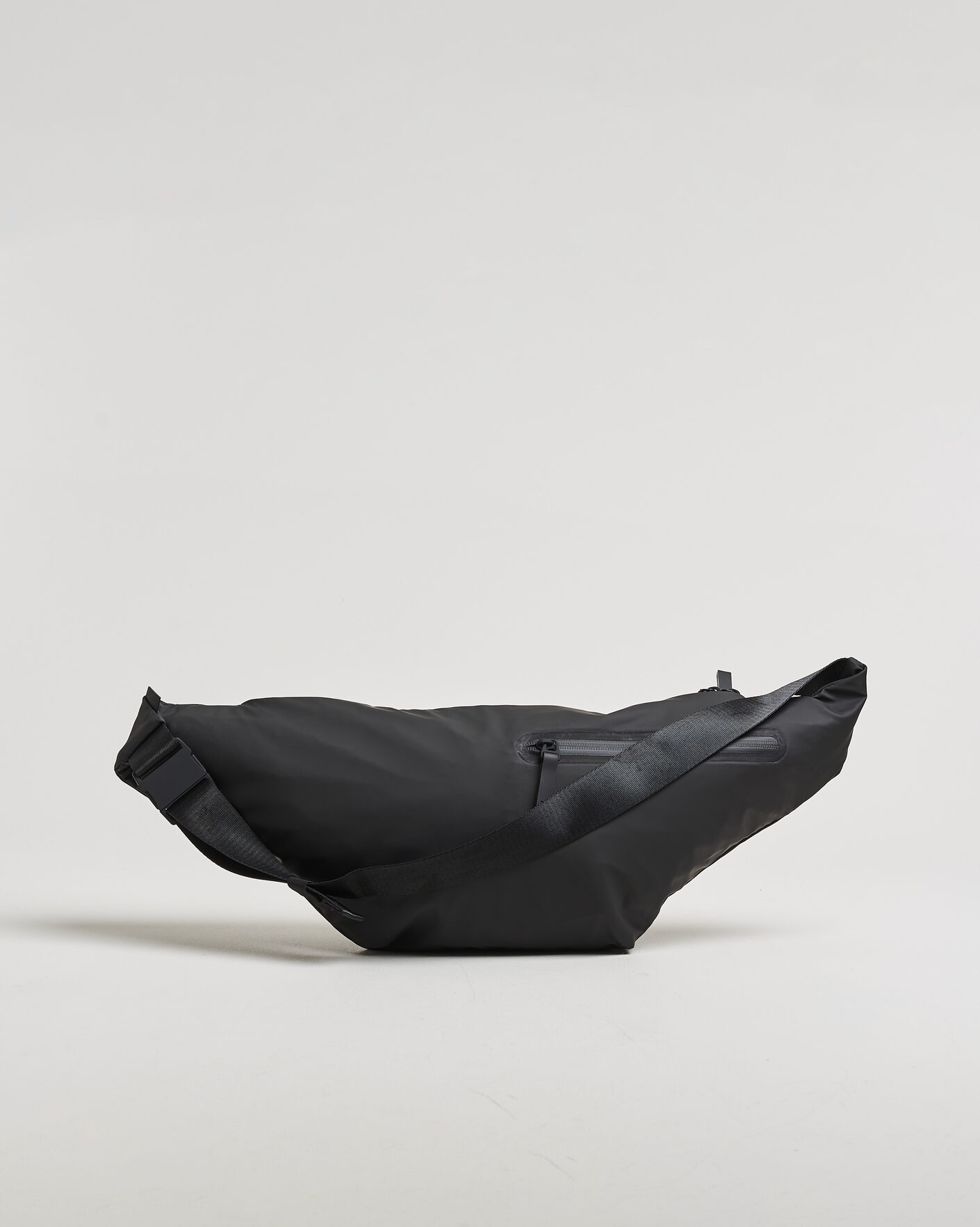 Men | Bags | RAINS | Dash Bum Bag Black