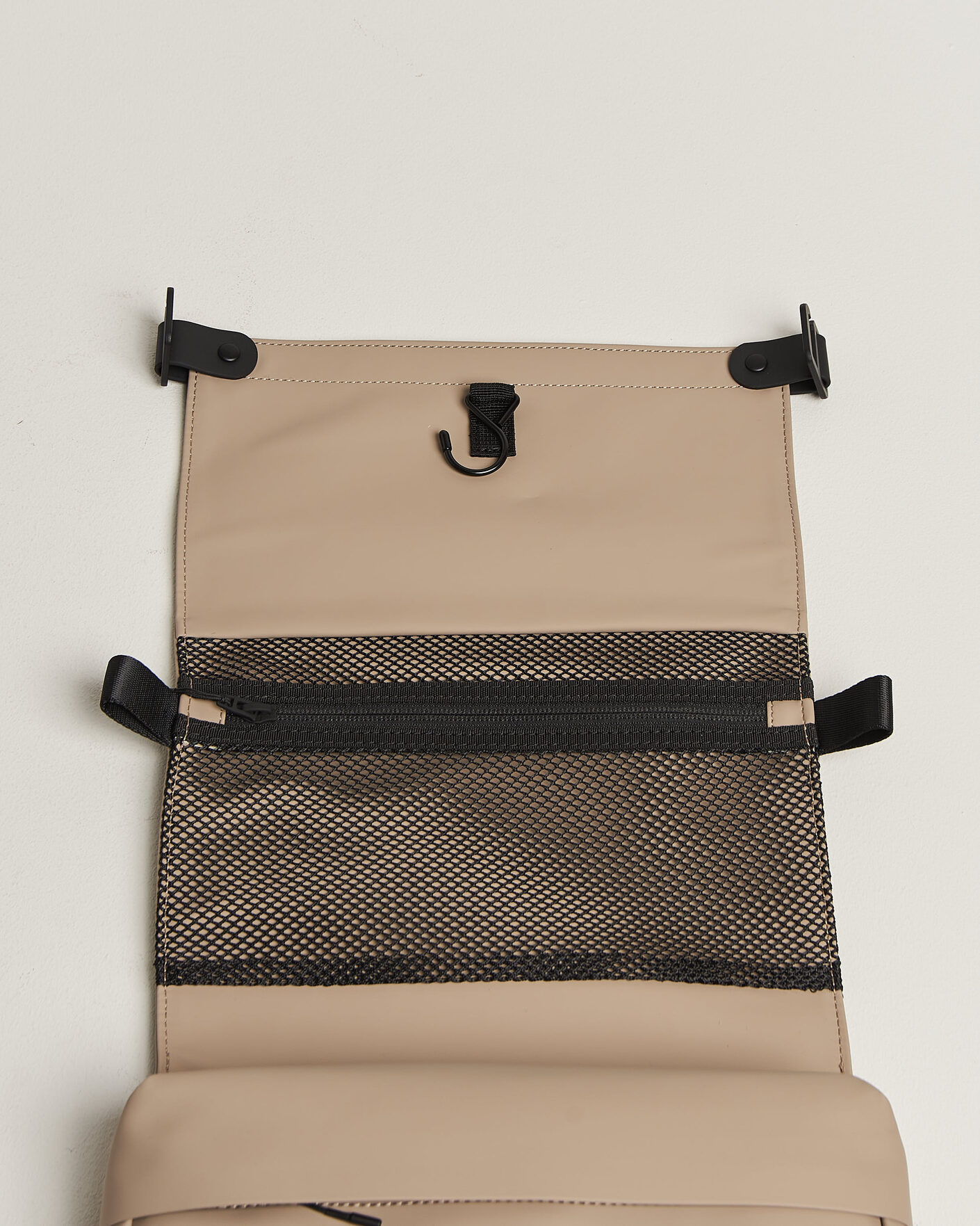 Men | Bags | RAINS | OTG Washbag Beige
