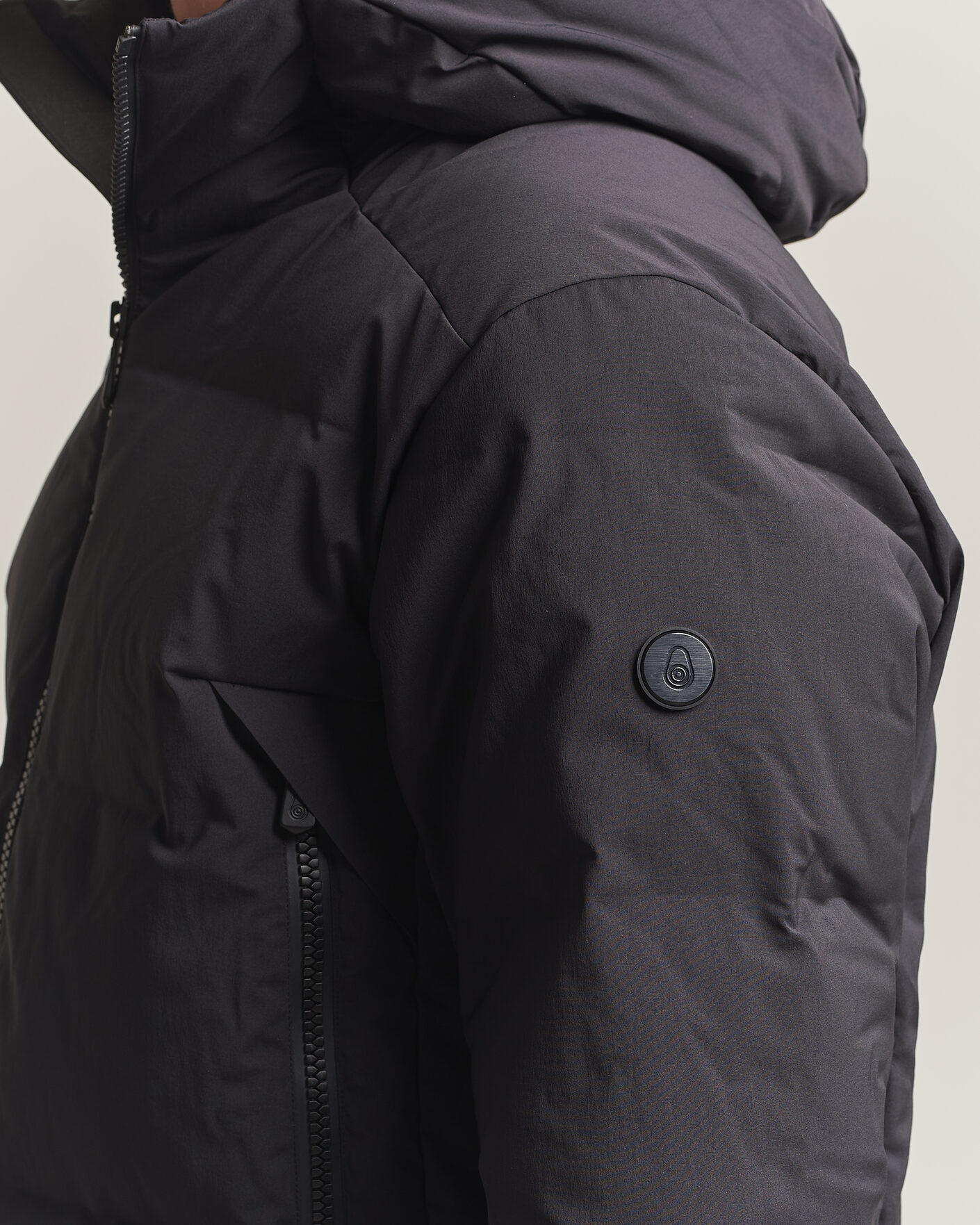 Men | Coats & Jackets | Sail Racing | Arc Down Hooded Parka Carbon