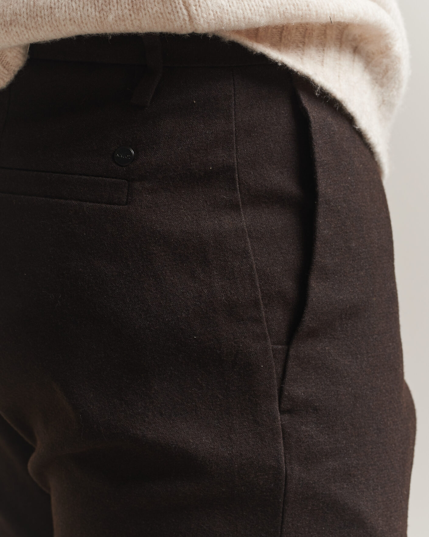 Men | Trousers | NN07 | Theo Brushed Cotton Trousers Deep Truffle