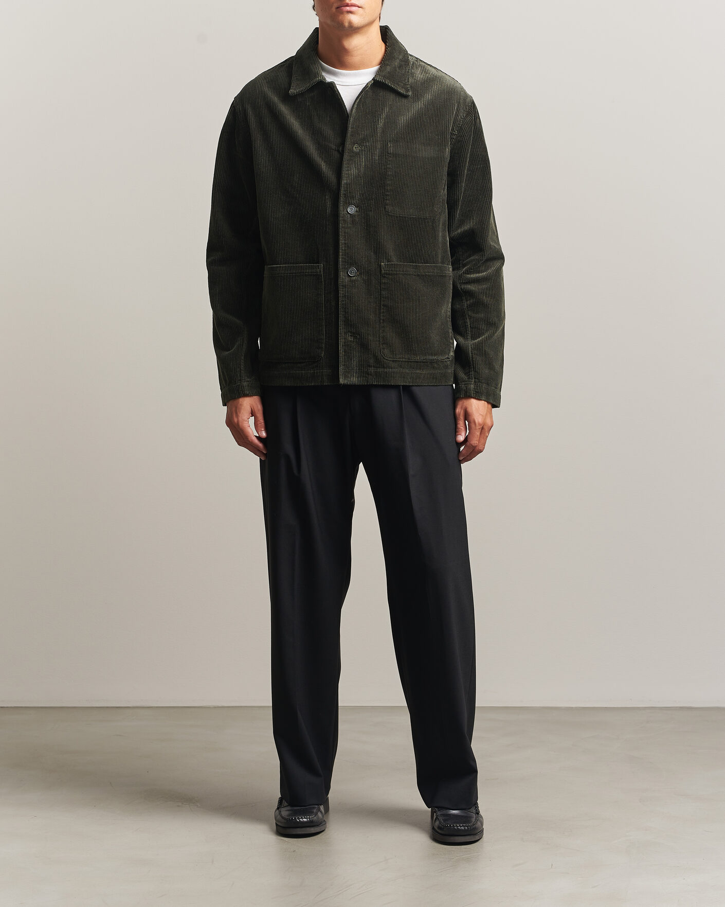 Men | Shirts | NN07 | Morgan Corduroy Overshirt Dark Army