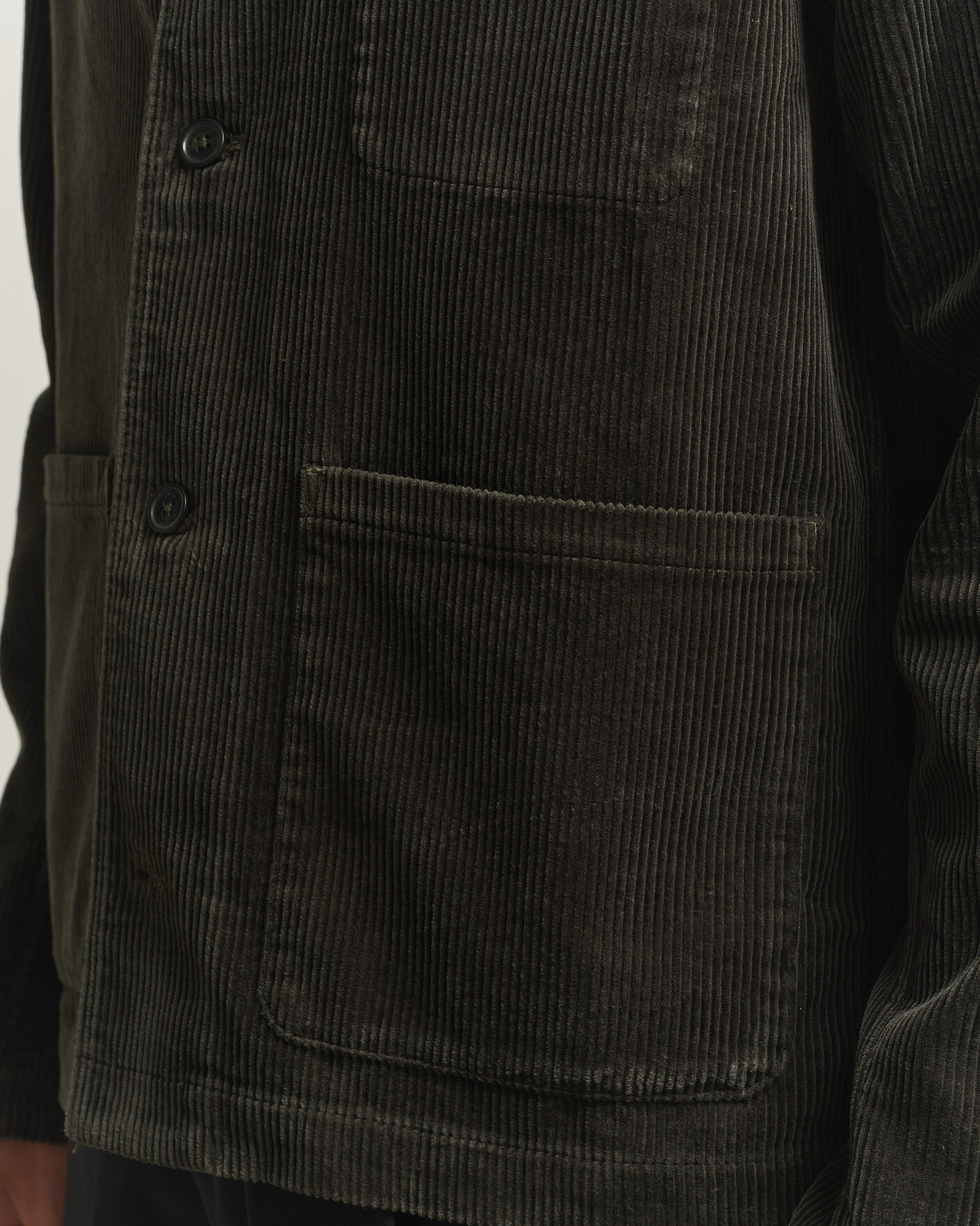 Men | Shirts | NN07 | Morgan Corduroy Overshirt Dark Army