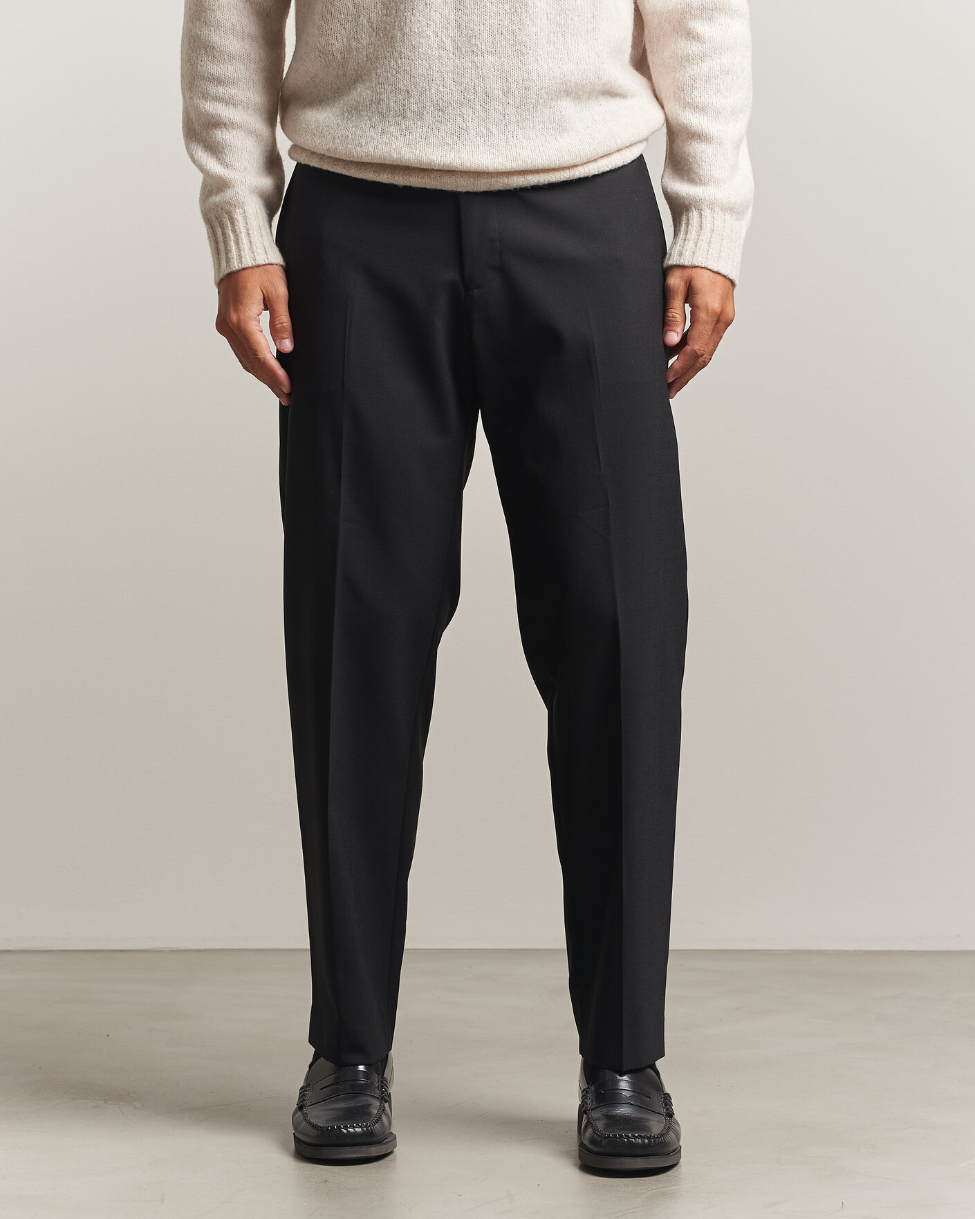 Men | Trousers | NN07 | Brendan Wool Drawstring Trousers Black