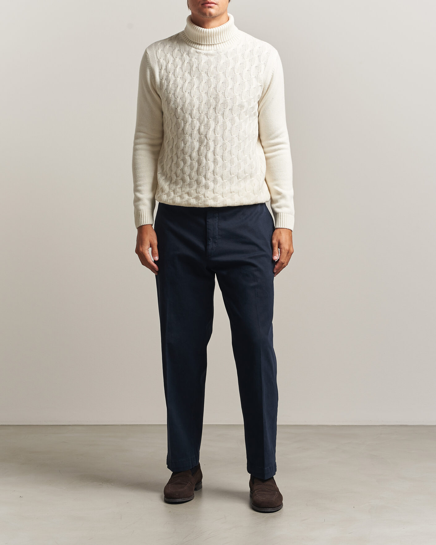 Men | Sweaters & Knitwear | Oscar Jacobson | Seppo Cable Knitted Rollneck White