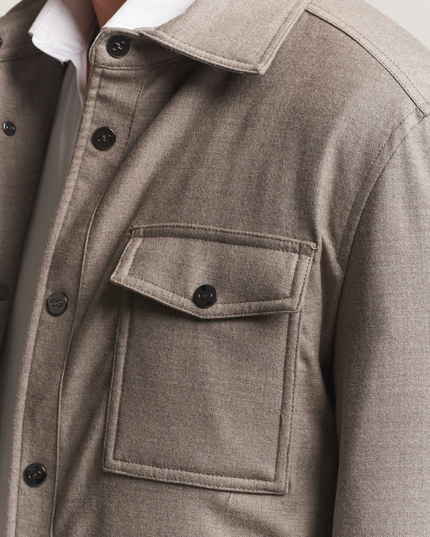 Men | Coats & Jackets | Oscar Jacobson | Nylon/Wool Padded Shirt Jacket Taupe