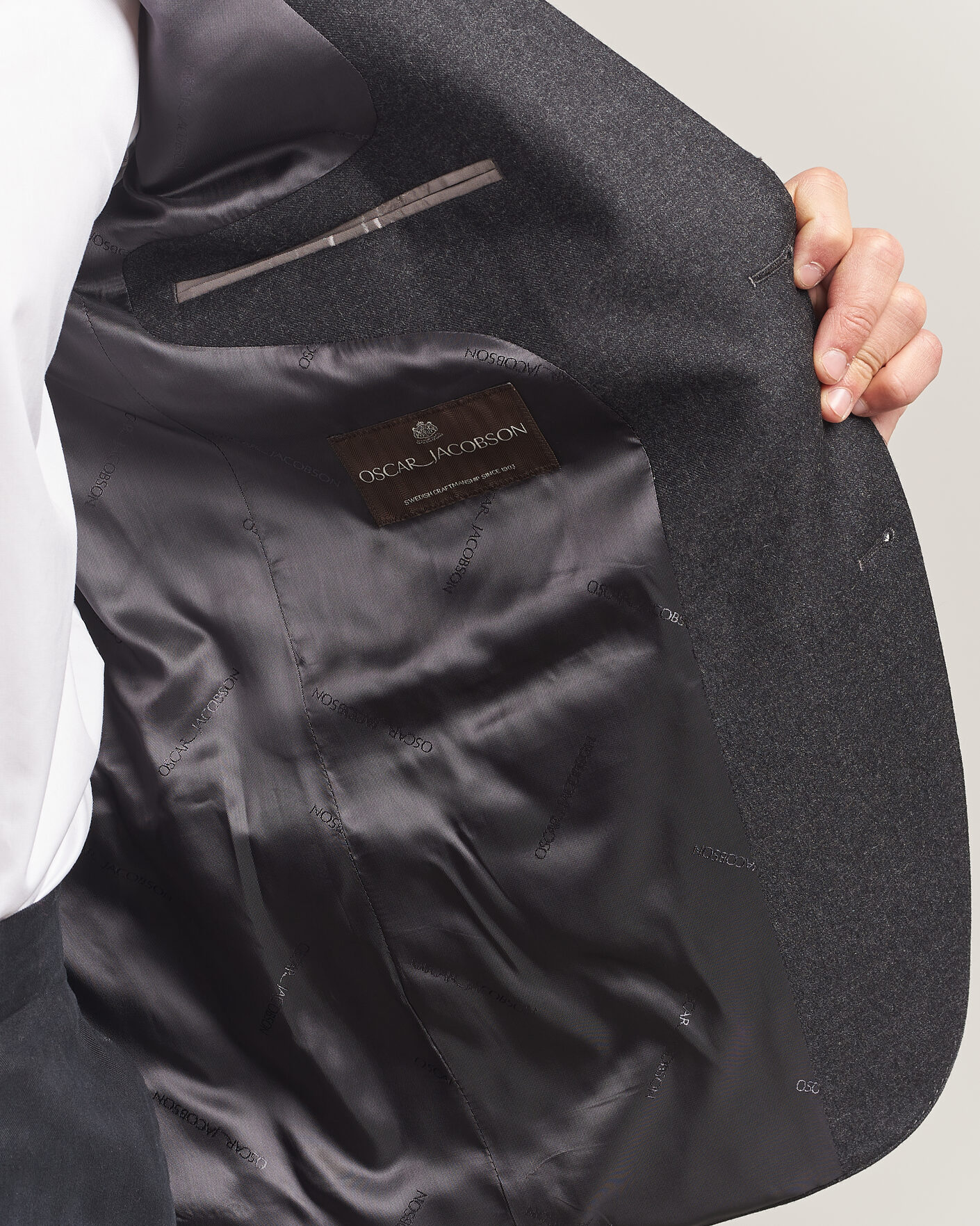 Men | Blazers | Oscar Jacobson | Fogerty Wool Flannel Blazer Charcoal