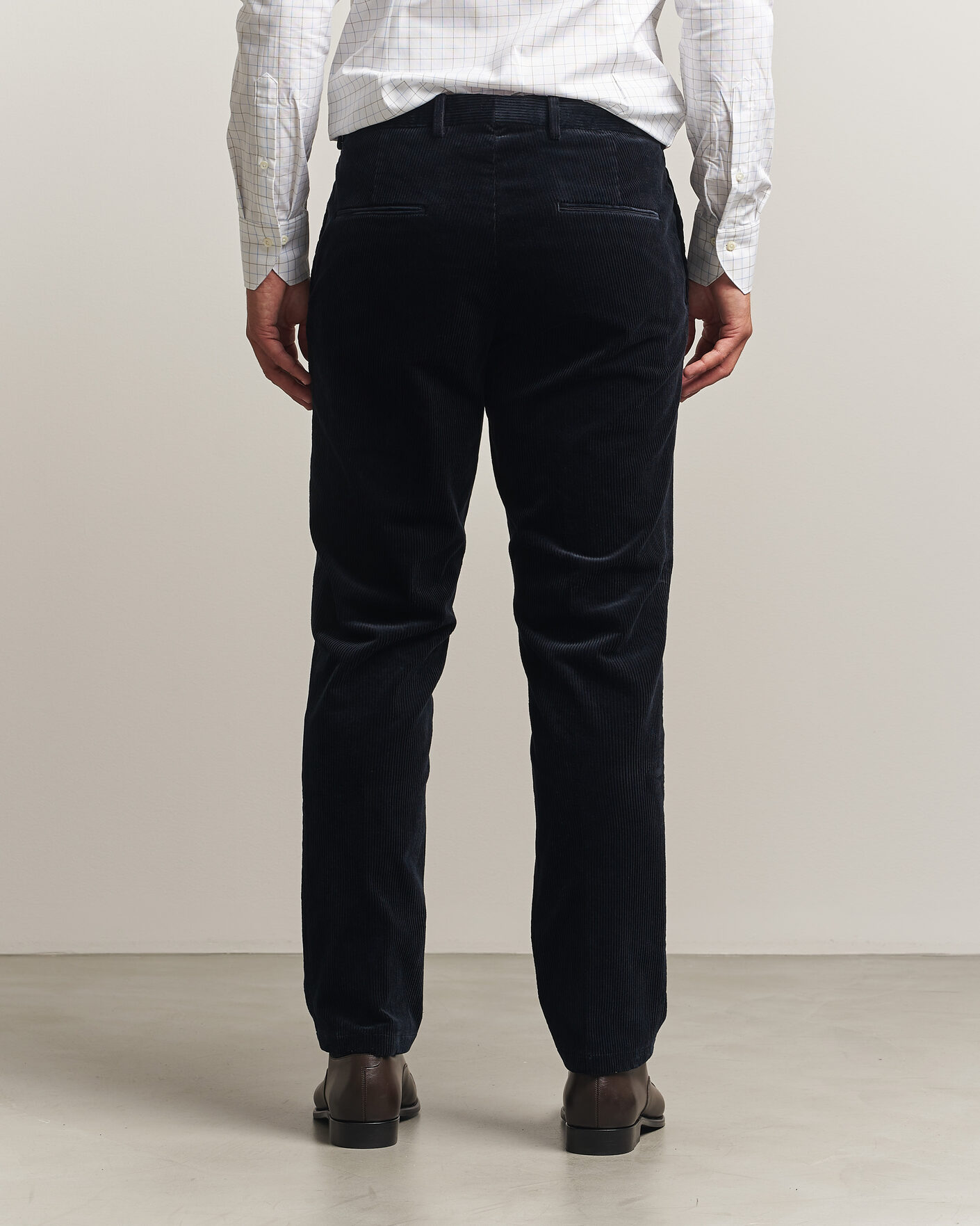 Men | Trousers | Oscar Jacobson | Dandy Corduroy Trousers Navy