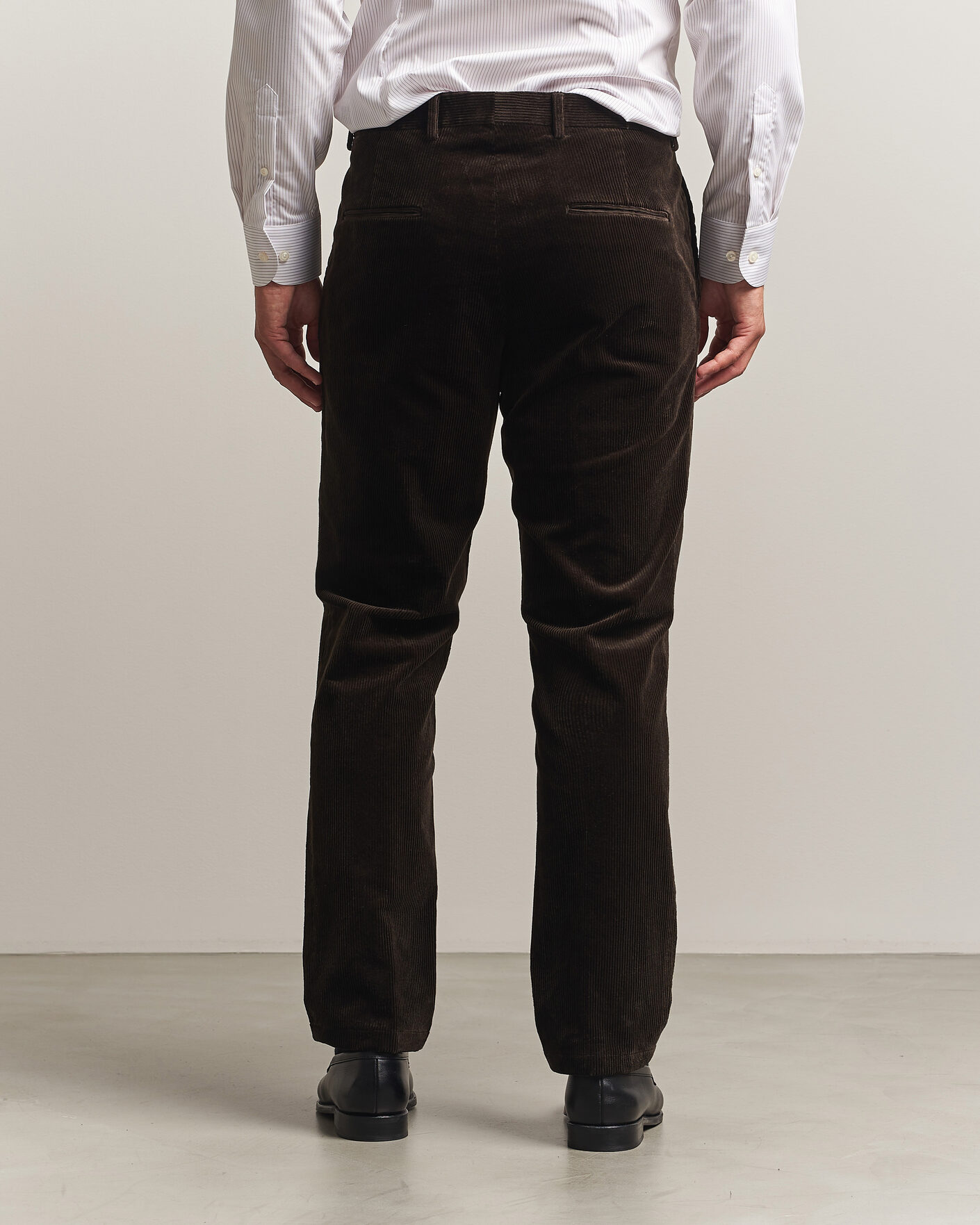 Men | Trousers | Oscar Jacobson | Dandy Corduroy Trousers Dark Brown