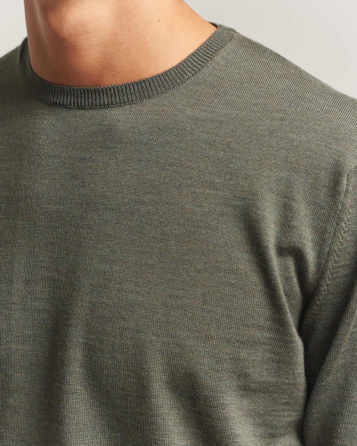 Men | Sweaters & Knitwear | Stenströms | Merino Patch Crew Neck Dark Green