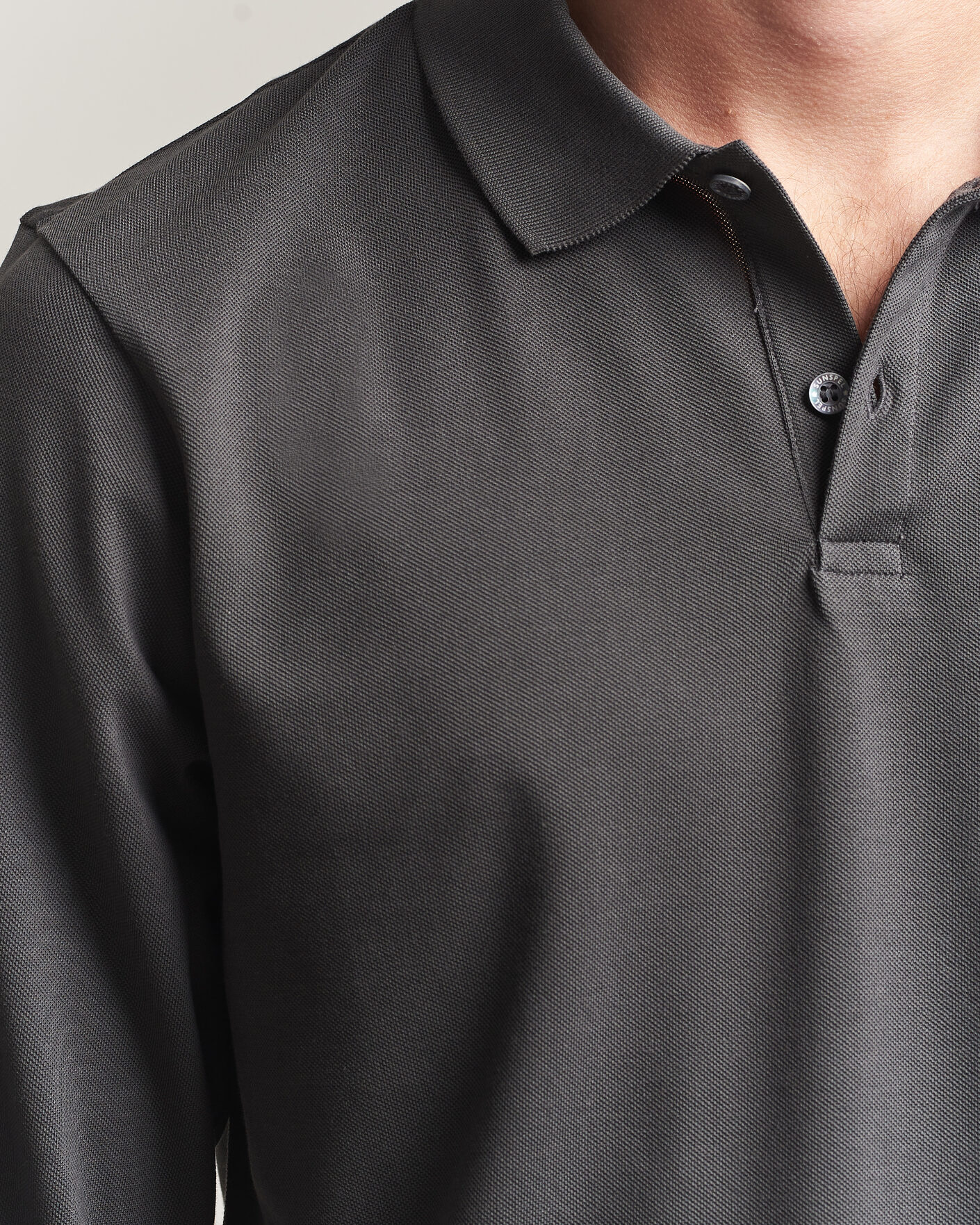 Men | Polo Shirts | Sunspel | Supima Cotton Long Sleeve Pique Polo Anthracite