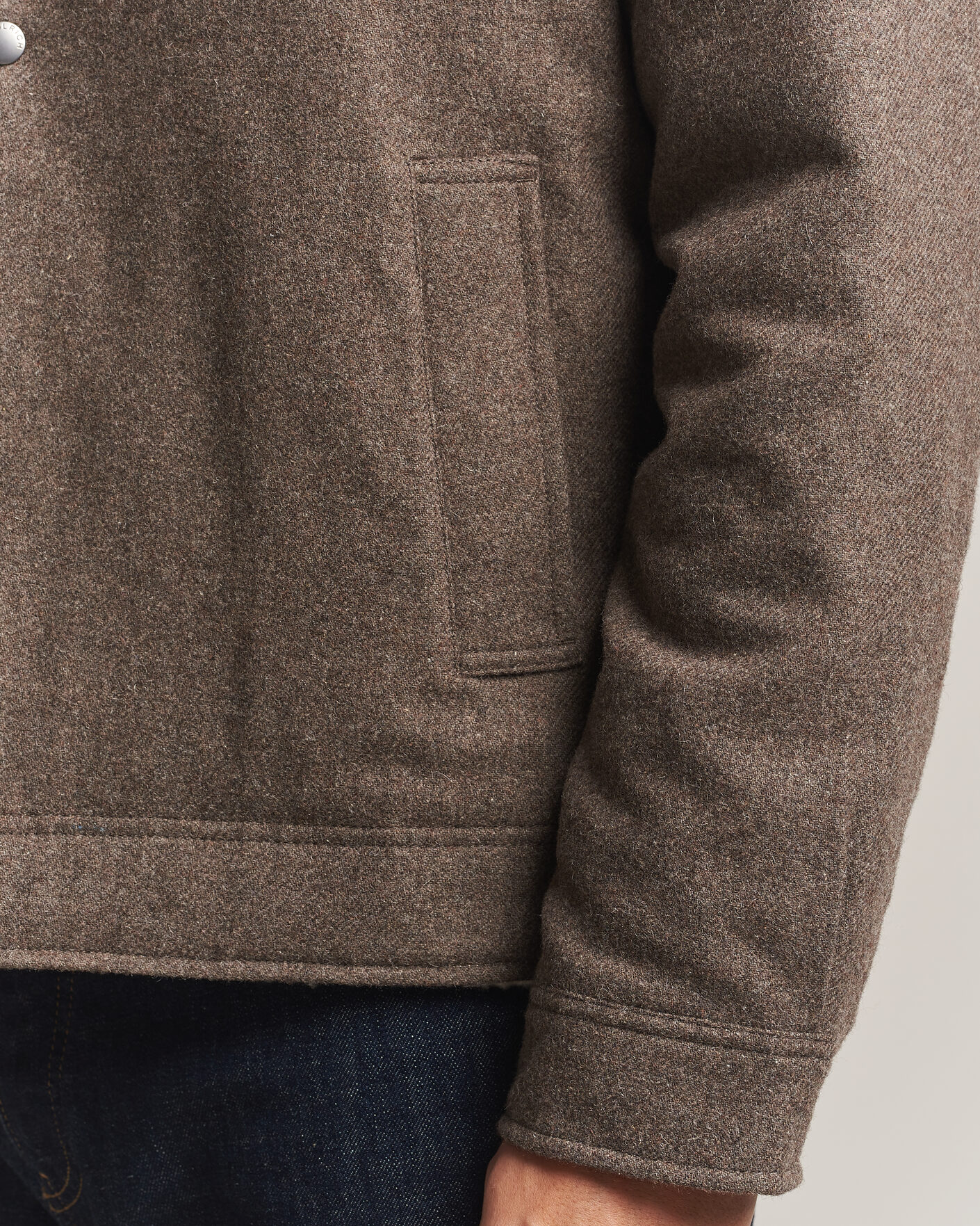 Men | Coats & Jackets | Woolrich | Wool Light Padded Keating Shirt Jacket Falcon