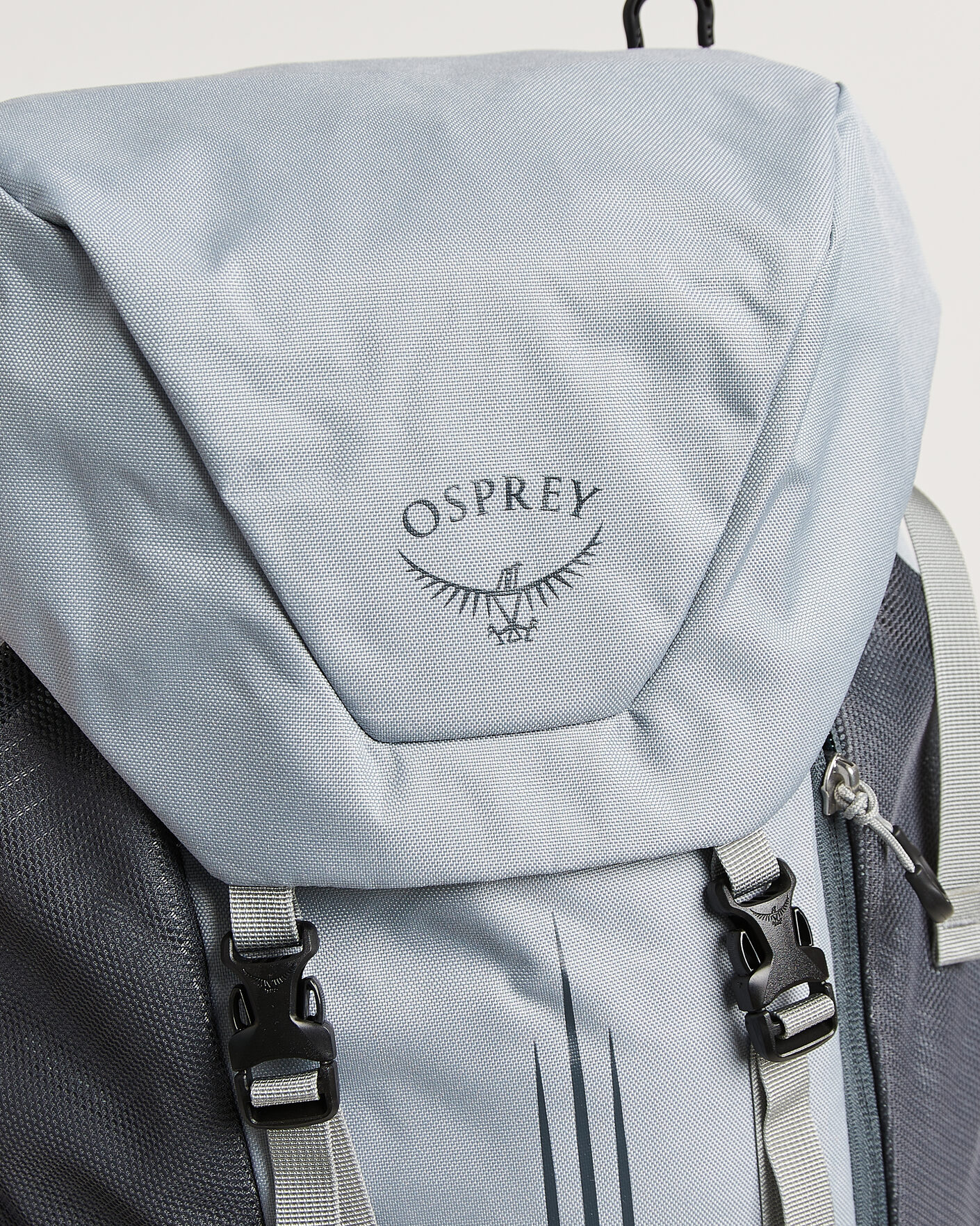 Men | Bags | Osprey | Hikelite LT 30 Silver Lining