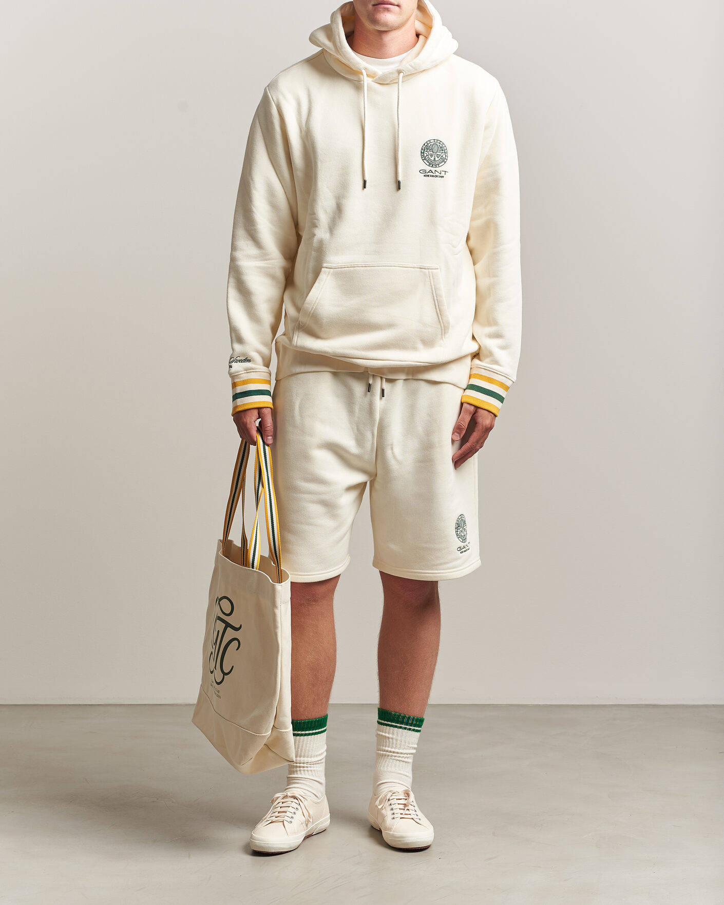Men | Sweaters & Knitwear | Gant | Tournament Hoodie Cream